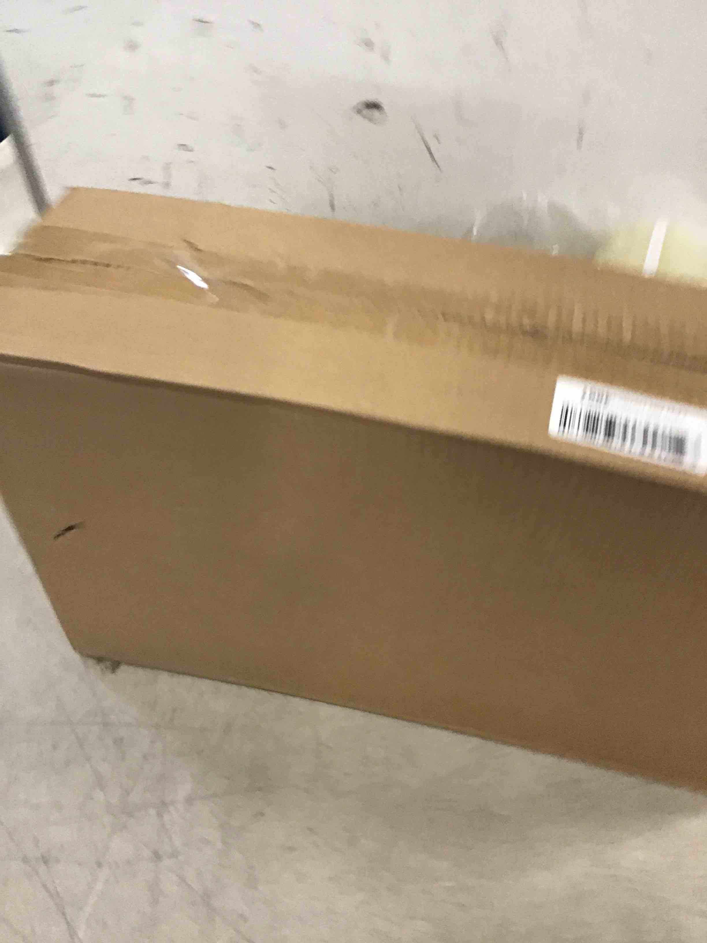 https://s3.amazonaws.com/lotting-images-prod/bidfta/BLU6536246_1718456050206.jpeg