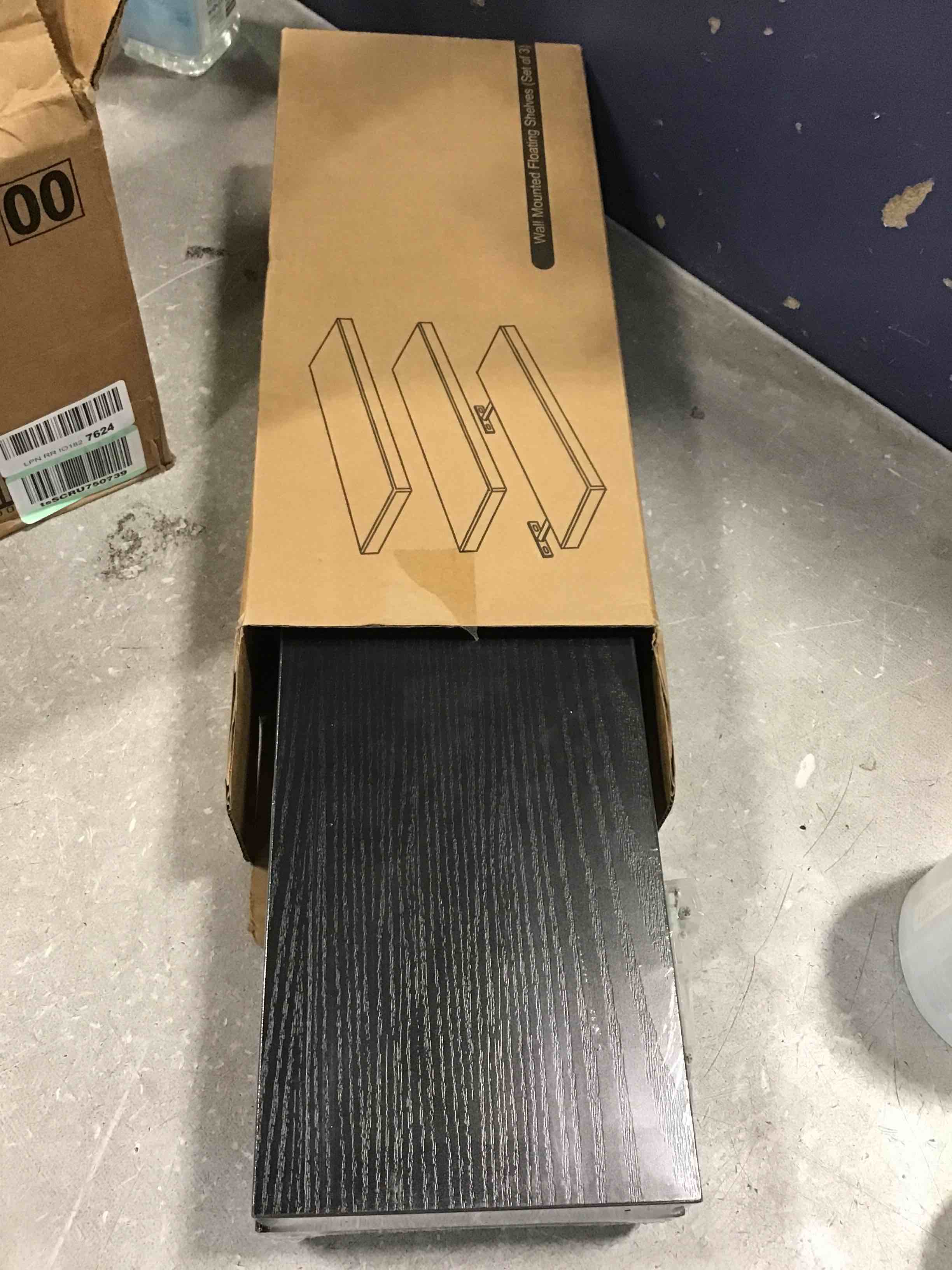 https://s3.amazonaws.com/lotting-images-prod/bidfta/BLU6536868_1718804146130.jpeg