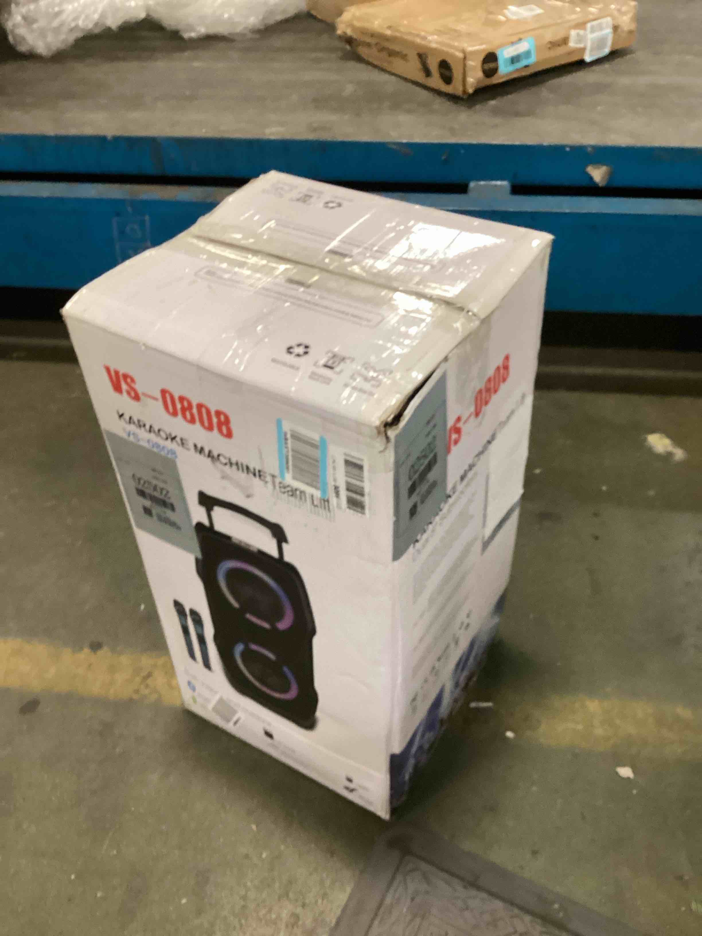 https://s3.amazonaws.com/lotting-images-prod/bidfta/BLU6539013_1718376047889.jpeg