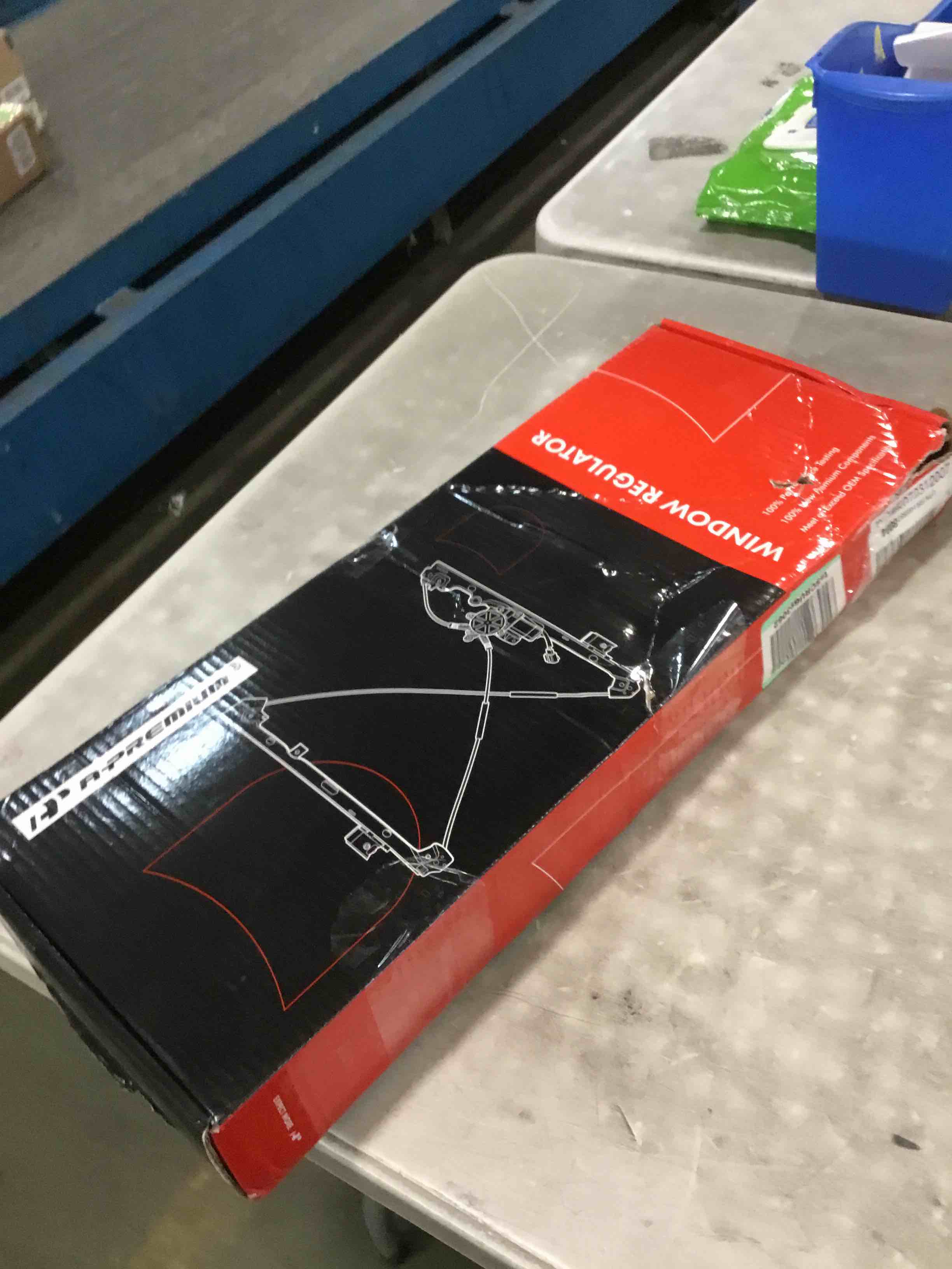 https://s3.amazonaws.com/lotting-images-prod/bidfta/BLU6539205_1718536763929.jpeg