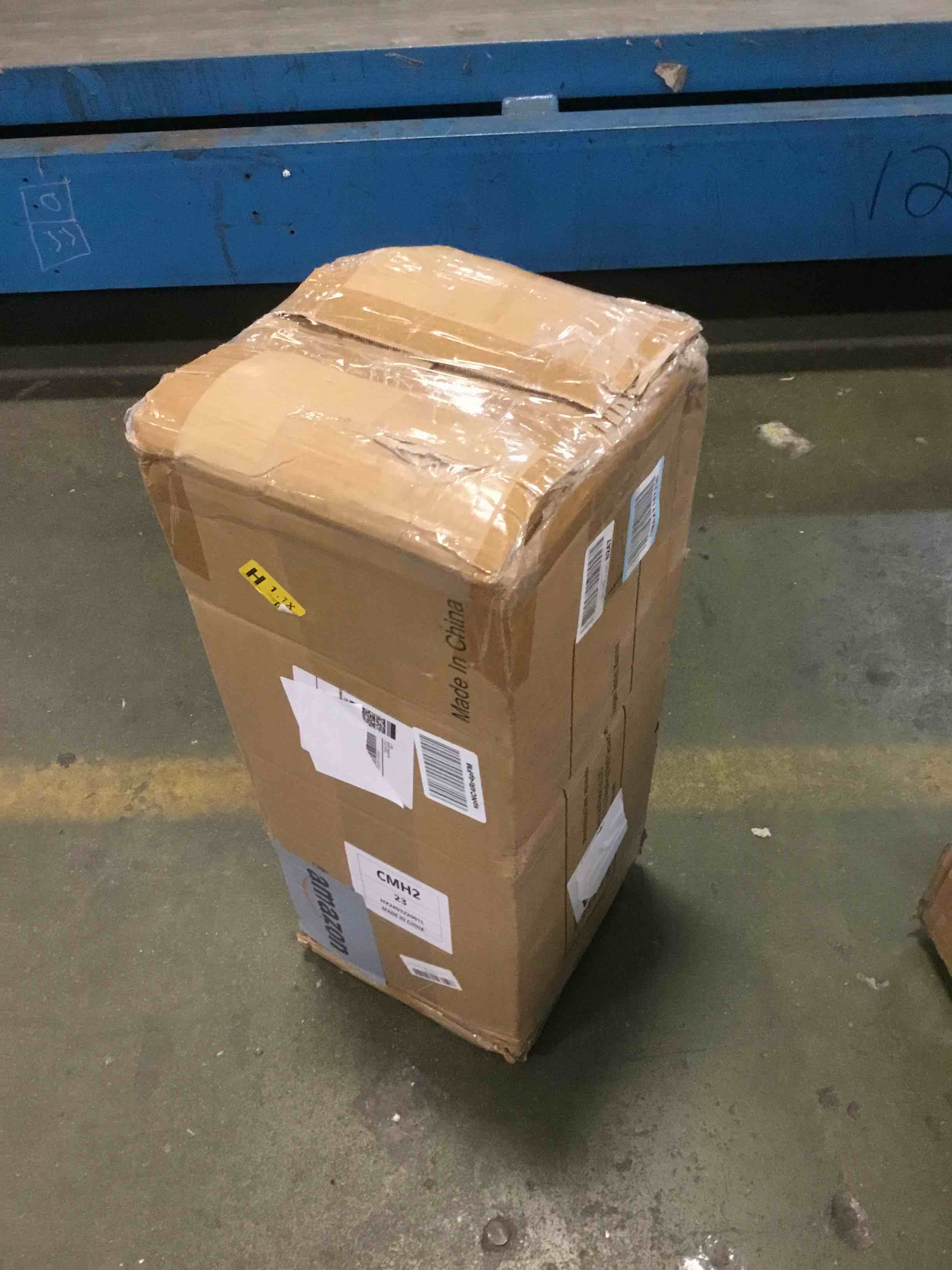 https://s3.amazonaws.com/lotting-images-prod/bidfta/BLU6539348_1718551241491.jpeg
