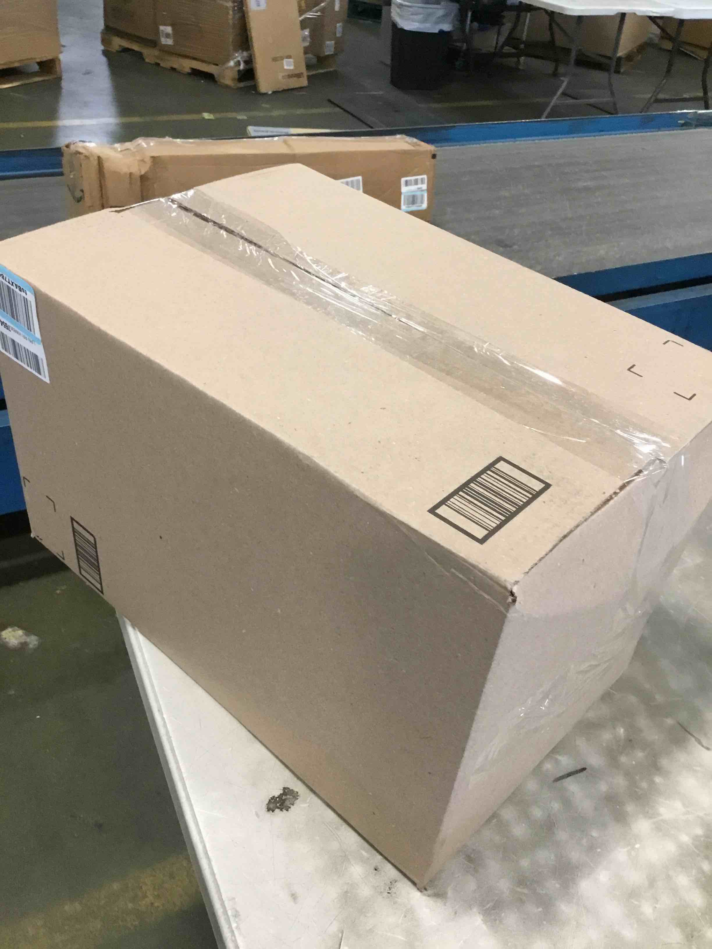 https://s3.amazonaws.com/lotting-images-prod/bidfta/BLU6539367_1718552835112.jpeg