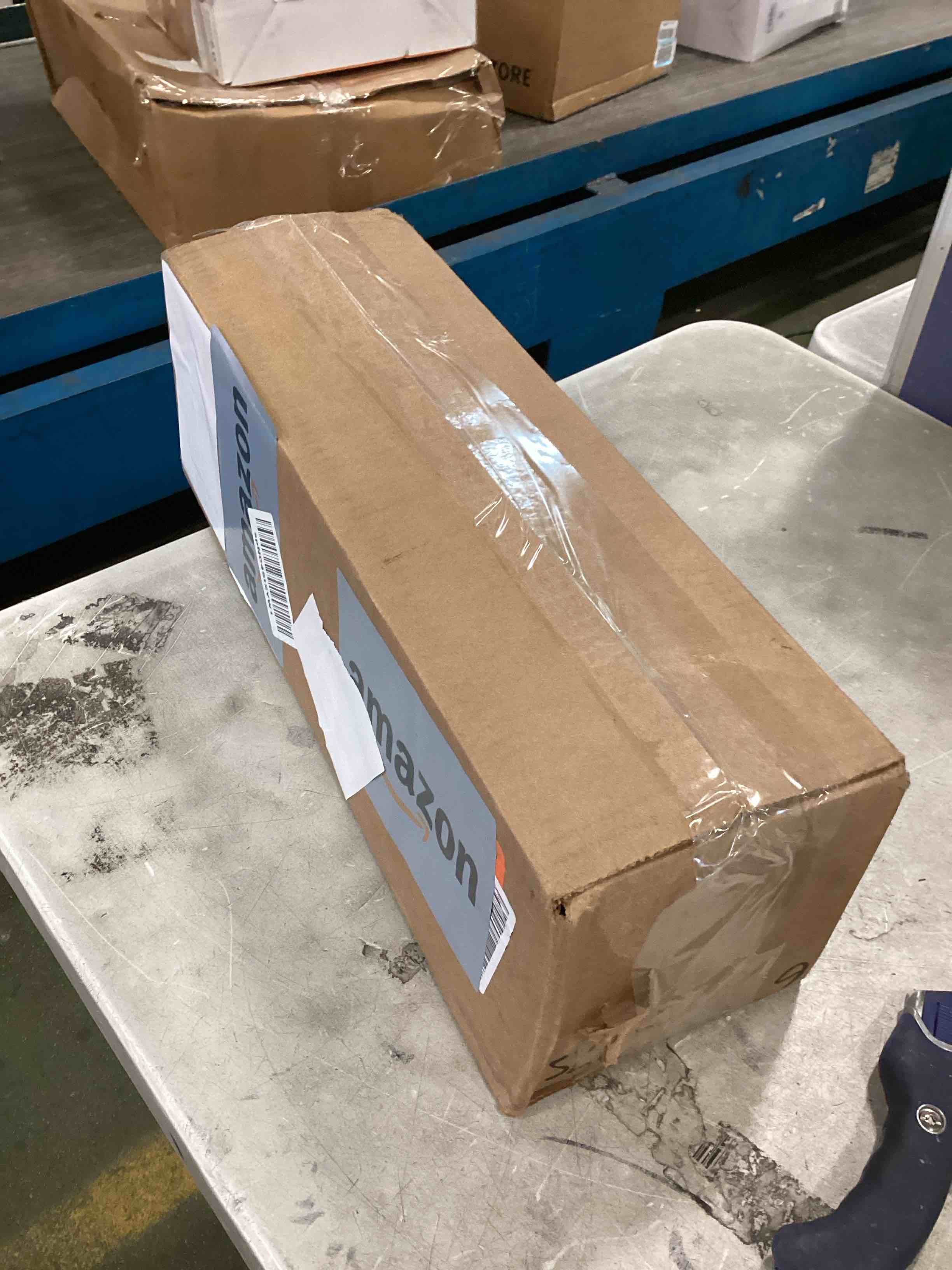 https://s3.amazonaws.com/lotting-images-prod/bidfta/BLU6539891_1718722348661.jpeg