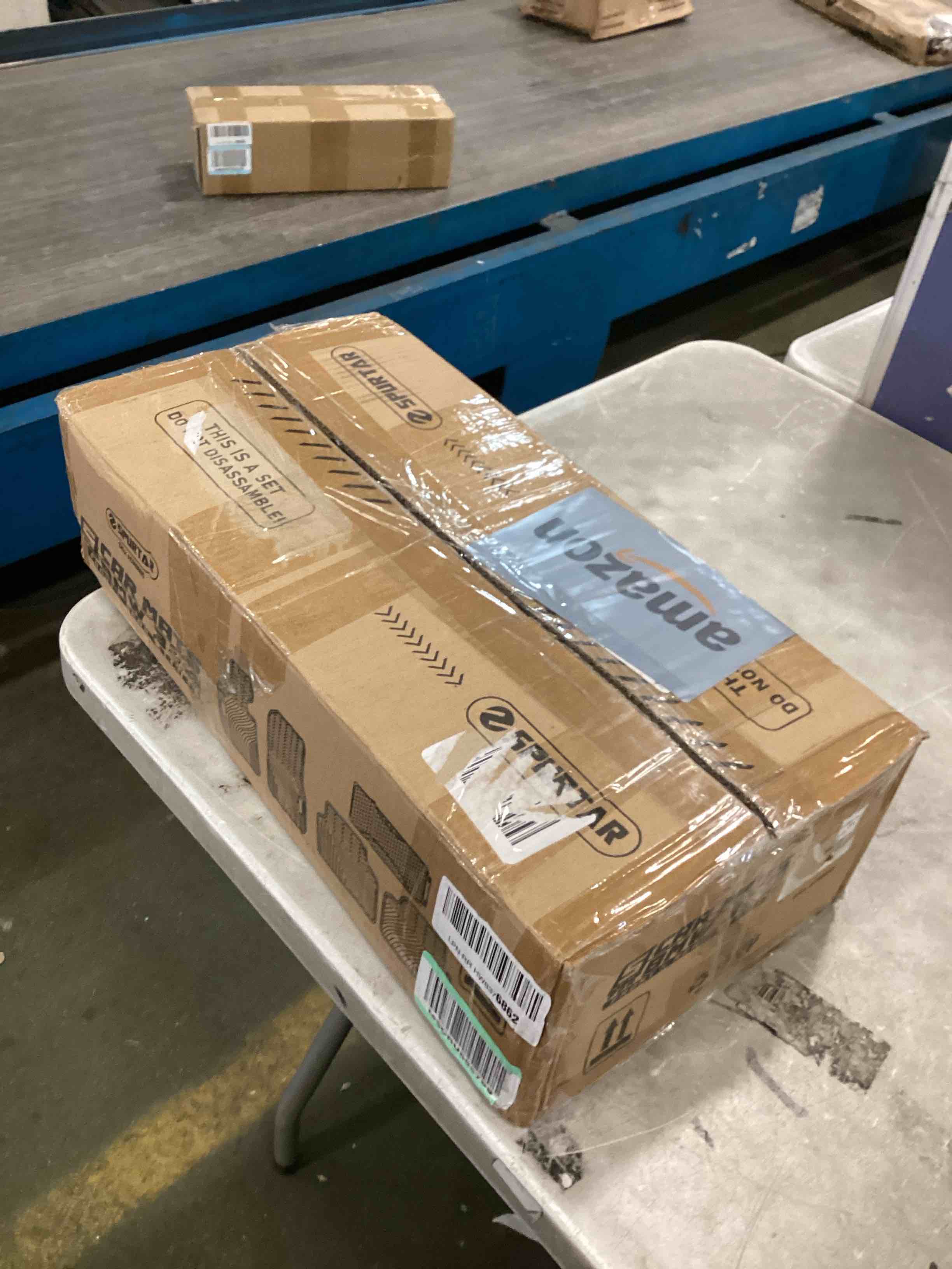 https://s3.amazonaws.com/lotting-images-prod/bidfta/BLU6539923_1718725402365.jpeg