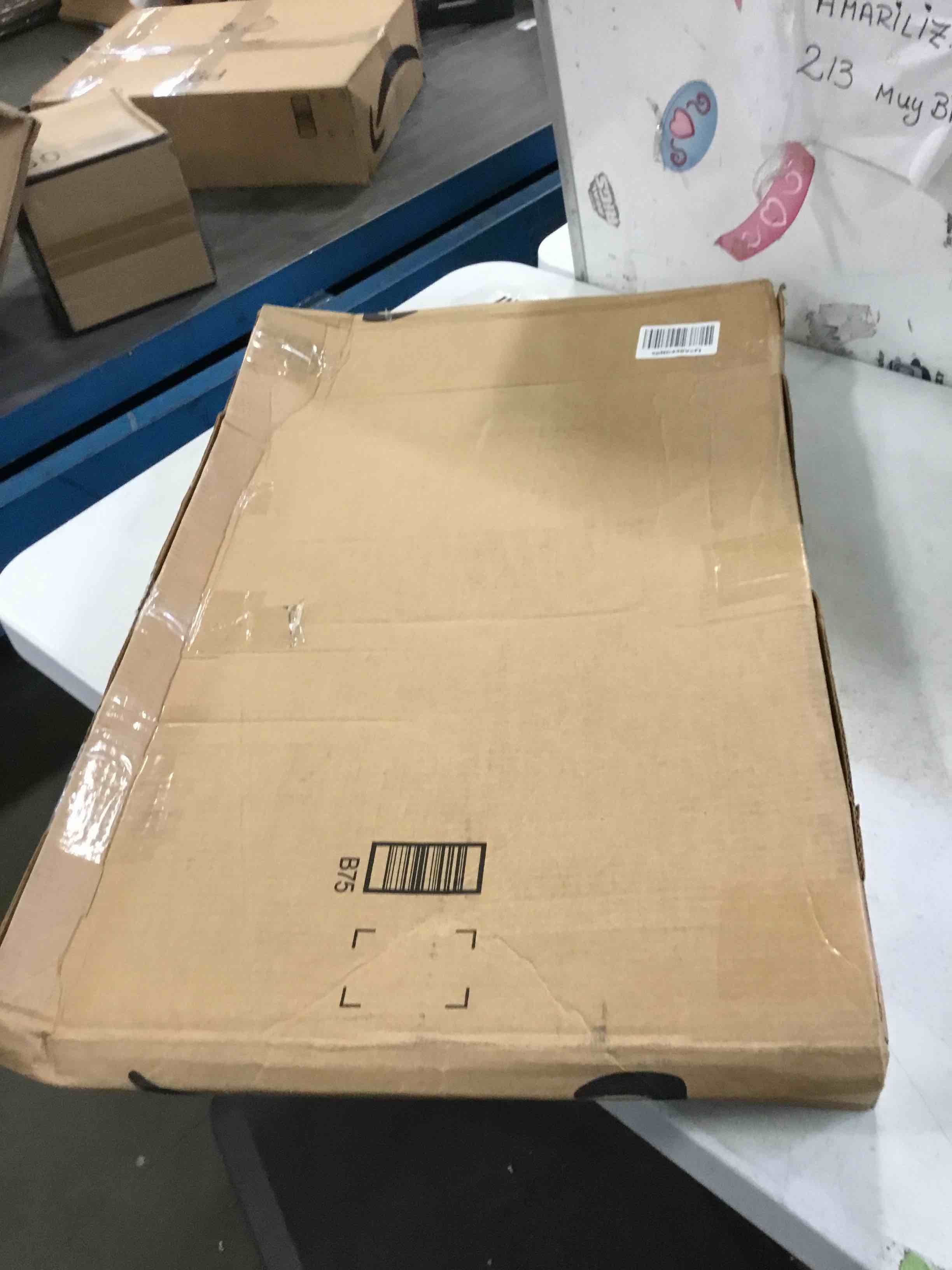 https://s3.amazonaws.com/lotting-images-prod/bidfta/BLU6540575_1718294770212.jpeg