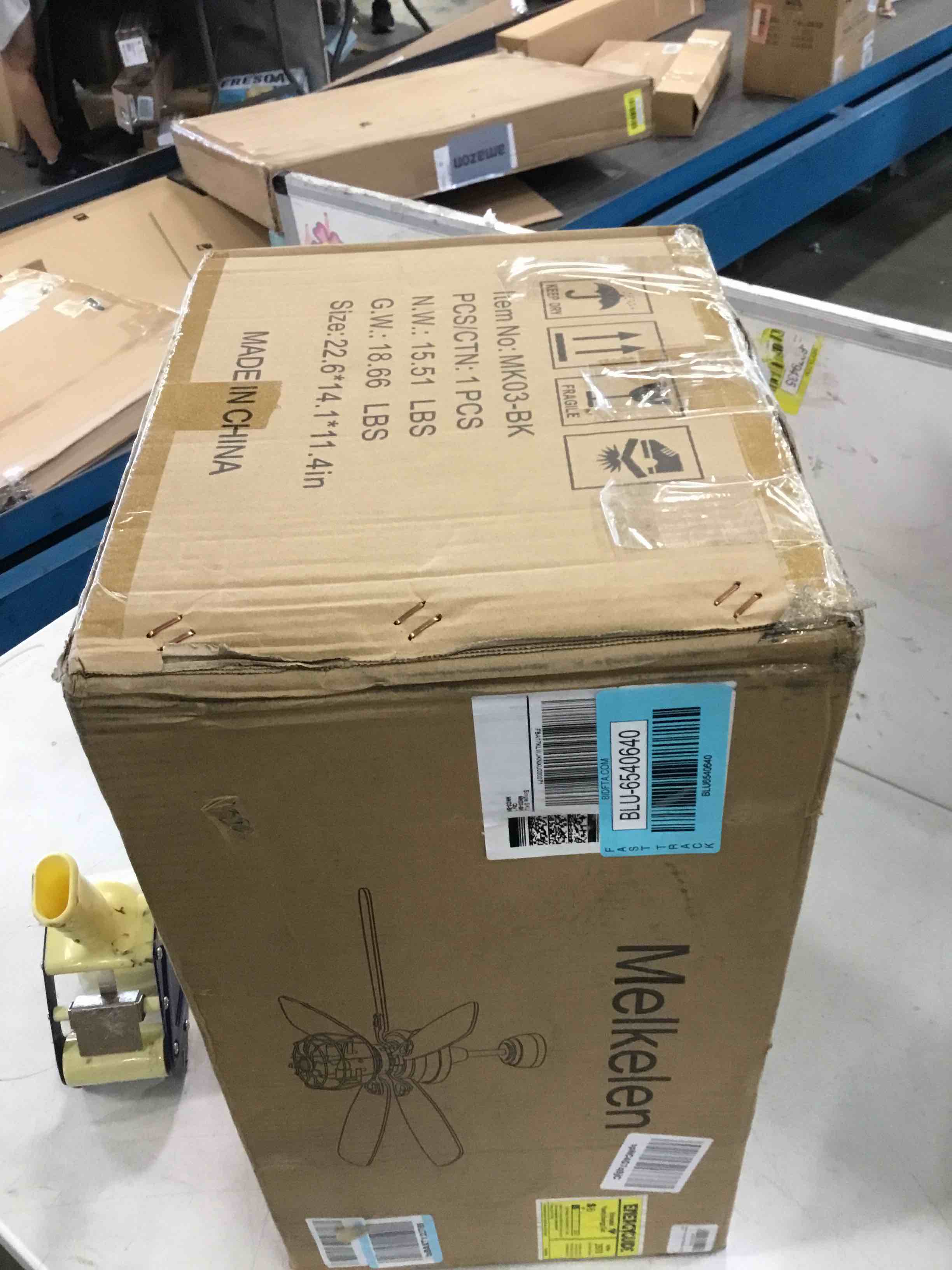https://s3.amazonaws.com/lotting-images-prod/bidfta/BLU6540640_1718304159881.jpeg