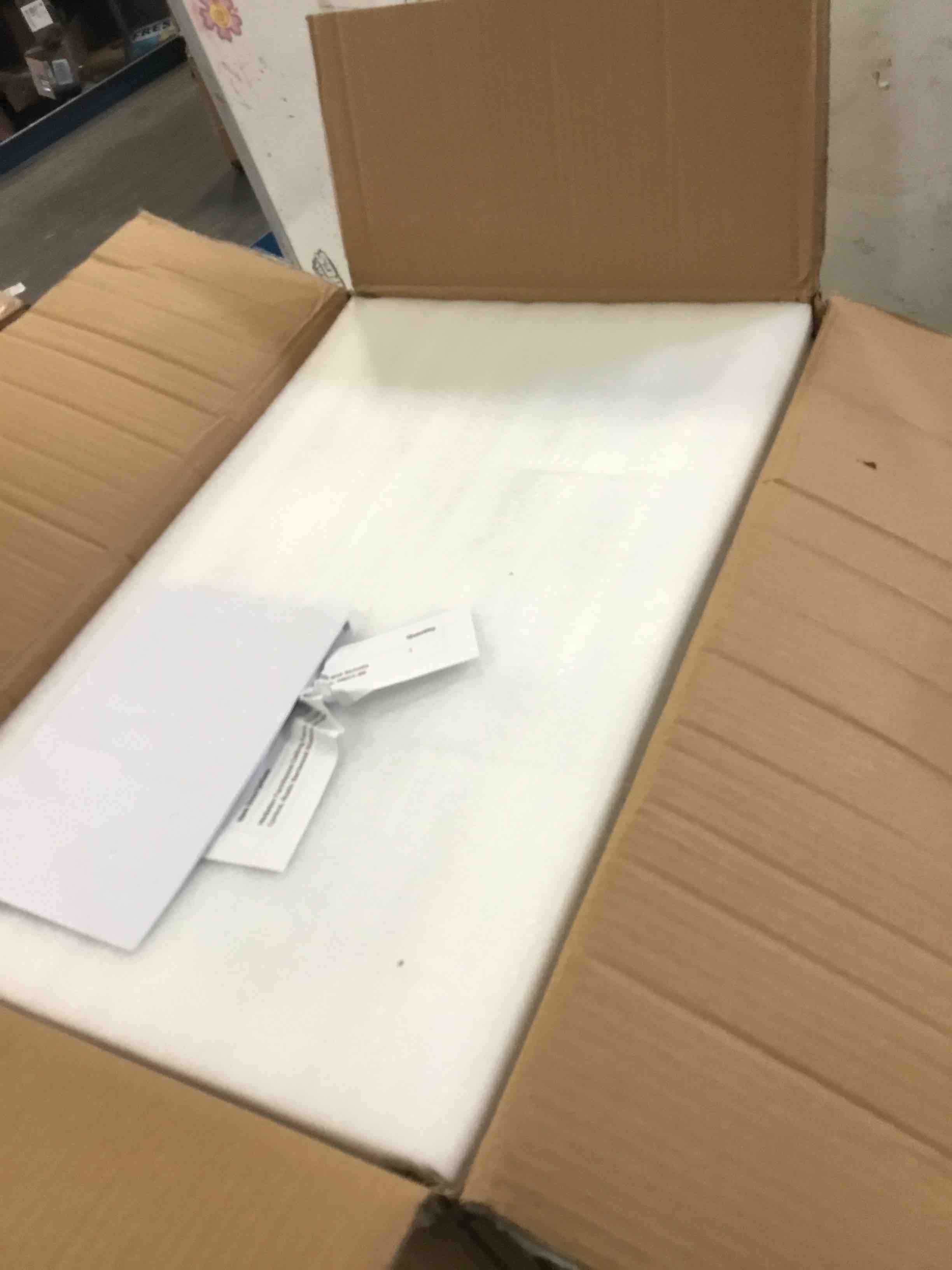https://s3.amazonaws.com/lotting-images-prod/bidfta/BLU6540640_1718304199852.jpeg
