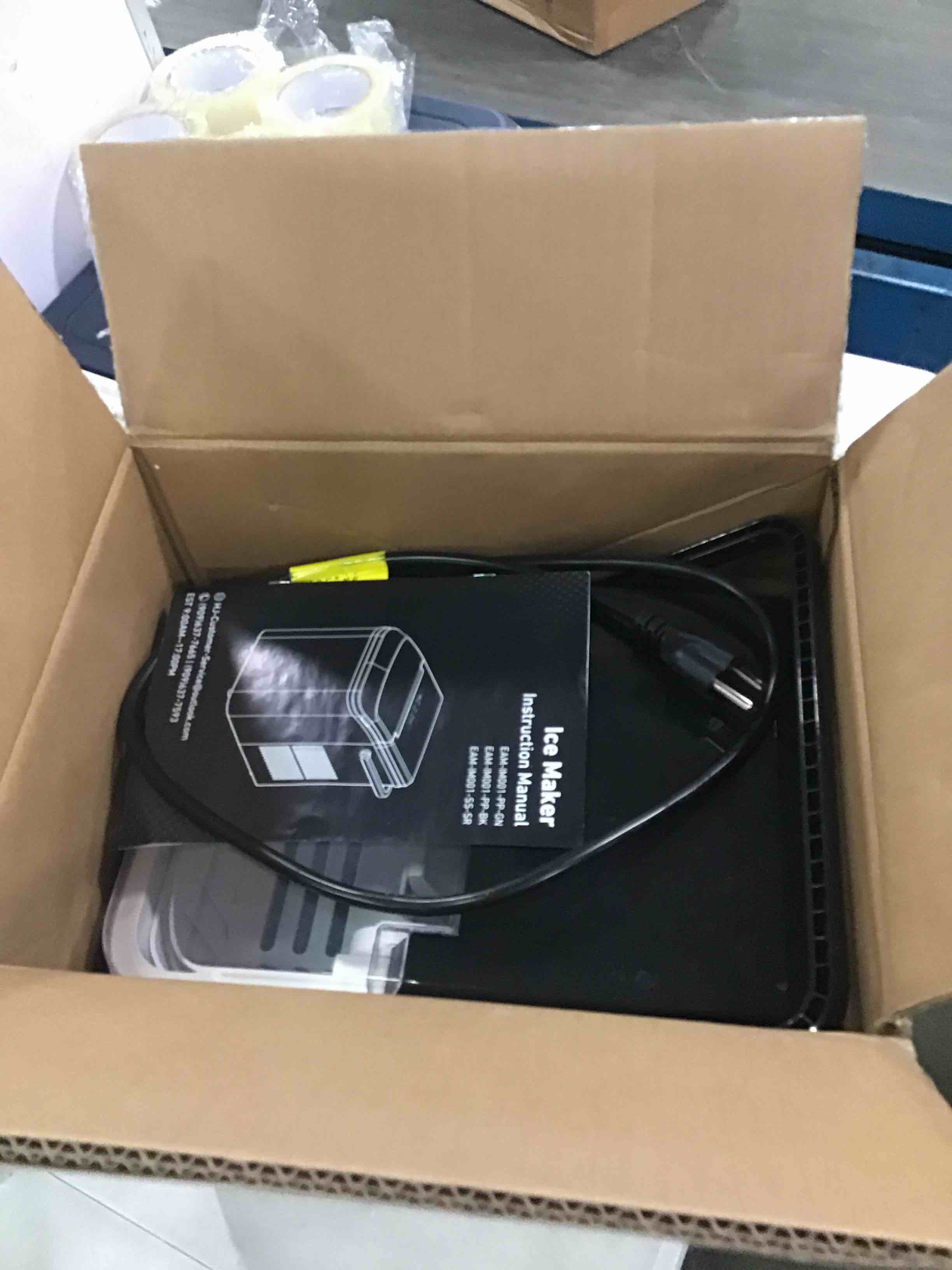 https://s3.amazonaws.com/lotting-images-prod/bidfta/BLU6540691_1718364806296.jpeg