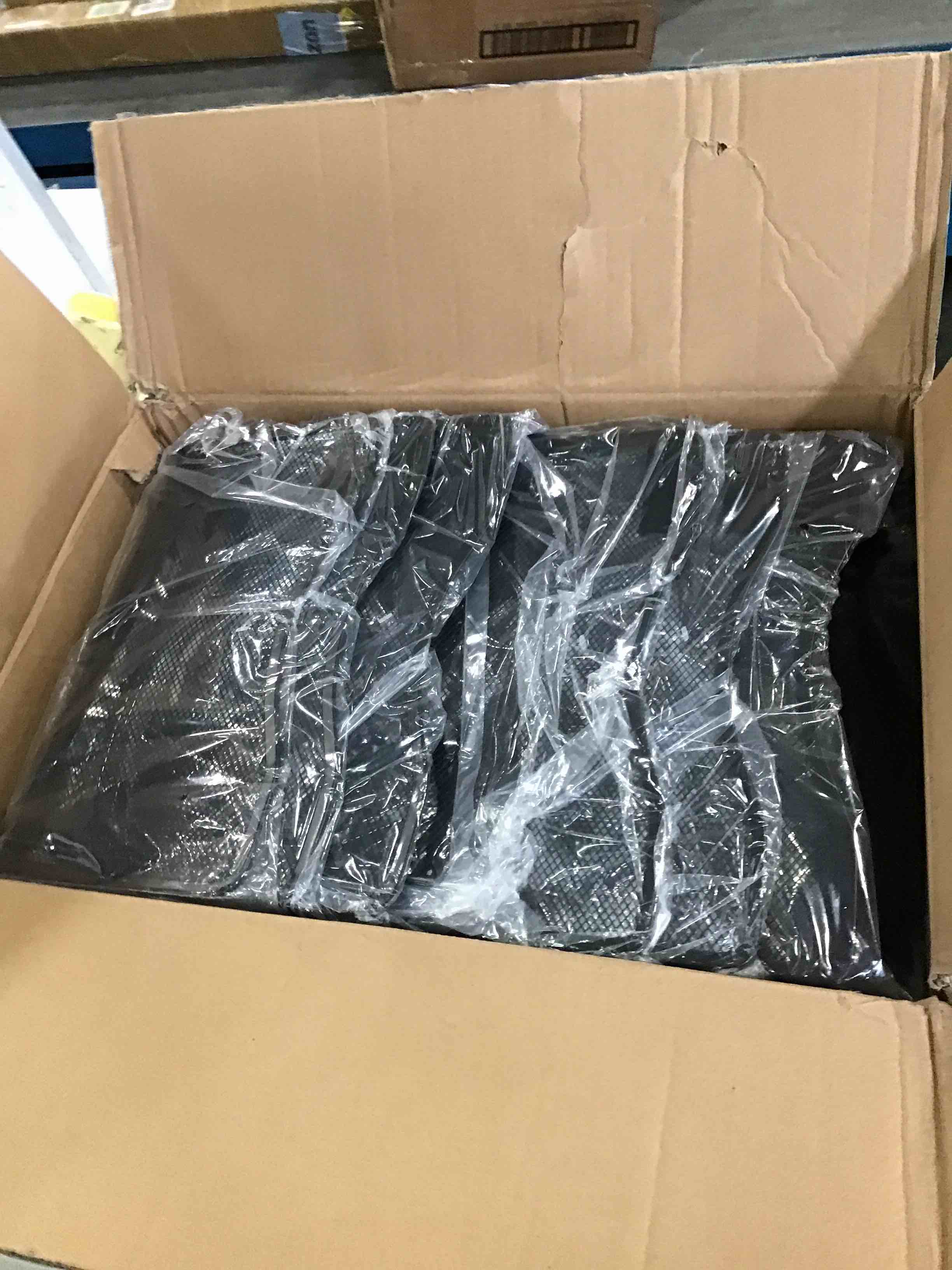 https://s3.amazonaws.com/lotting-images-prod/bidfta/BLU6540779_1718377771774.jpeg