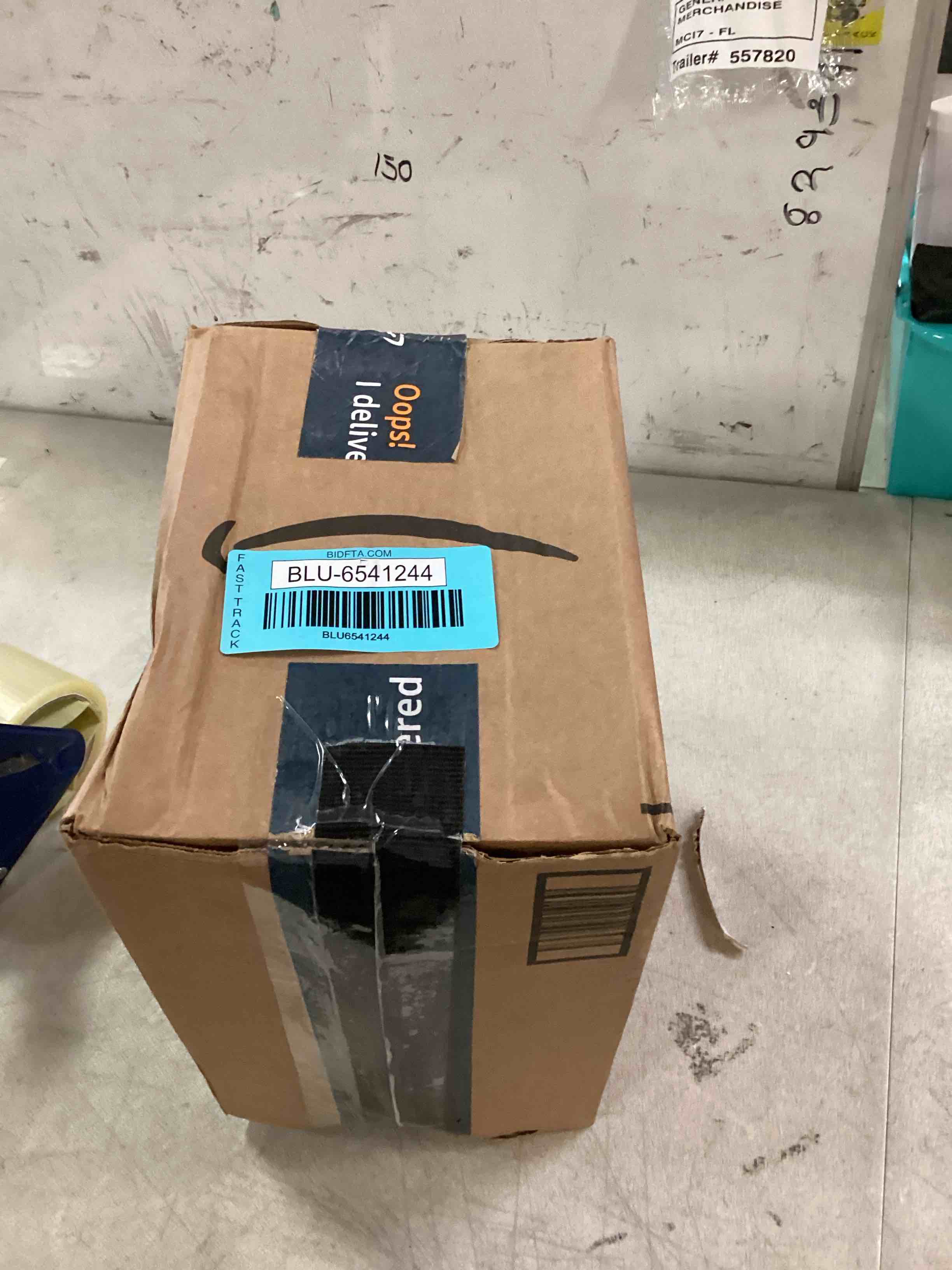 https://s3.amazonaws.com/lotting-images-prod/bidfta/BLU6541244_1718717682686.jpeg