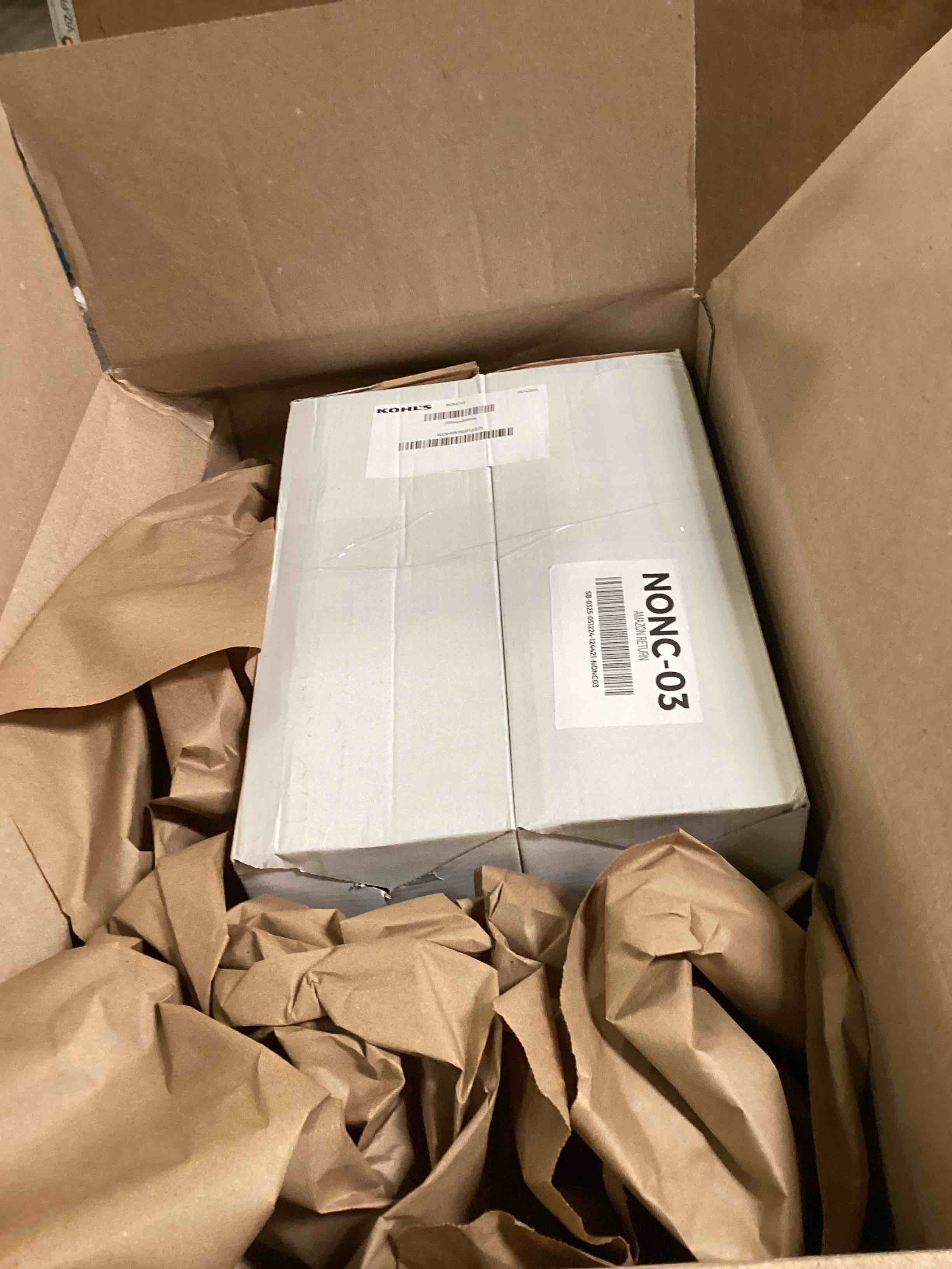 https://s3.amazonaws.com/lotting-images-prod/bidfta/BLU6541759_1718899497742.jpeg