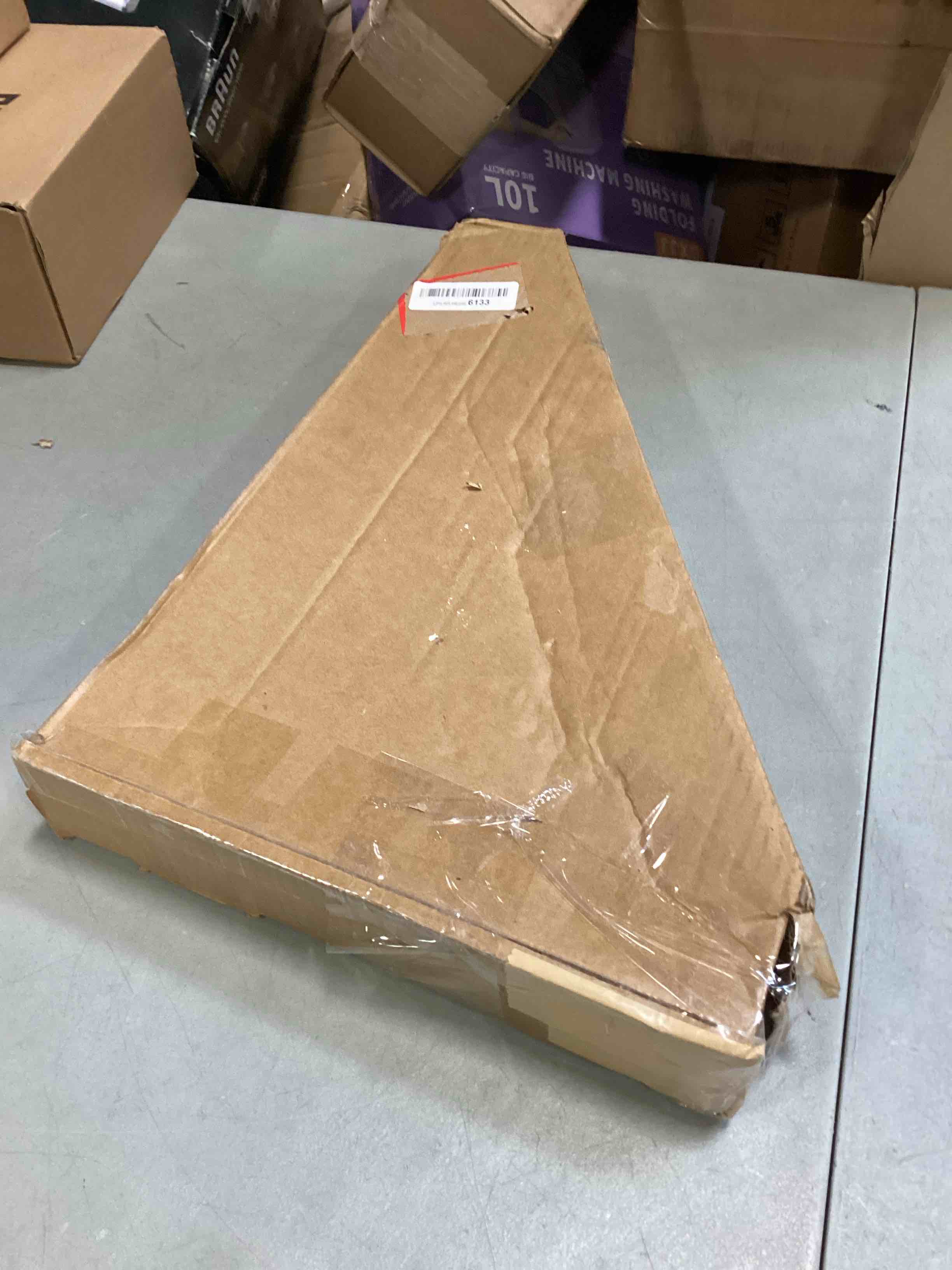 https://s3.amazonaws.com/lotting-images-prod/bidfta/BLU6543535_1718368750633.jpeg