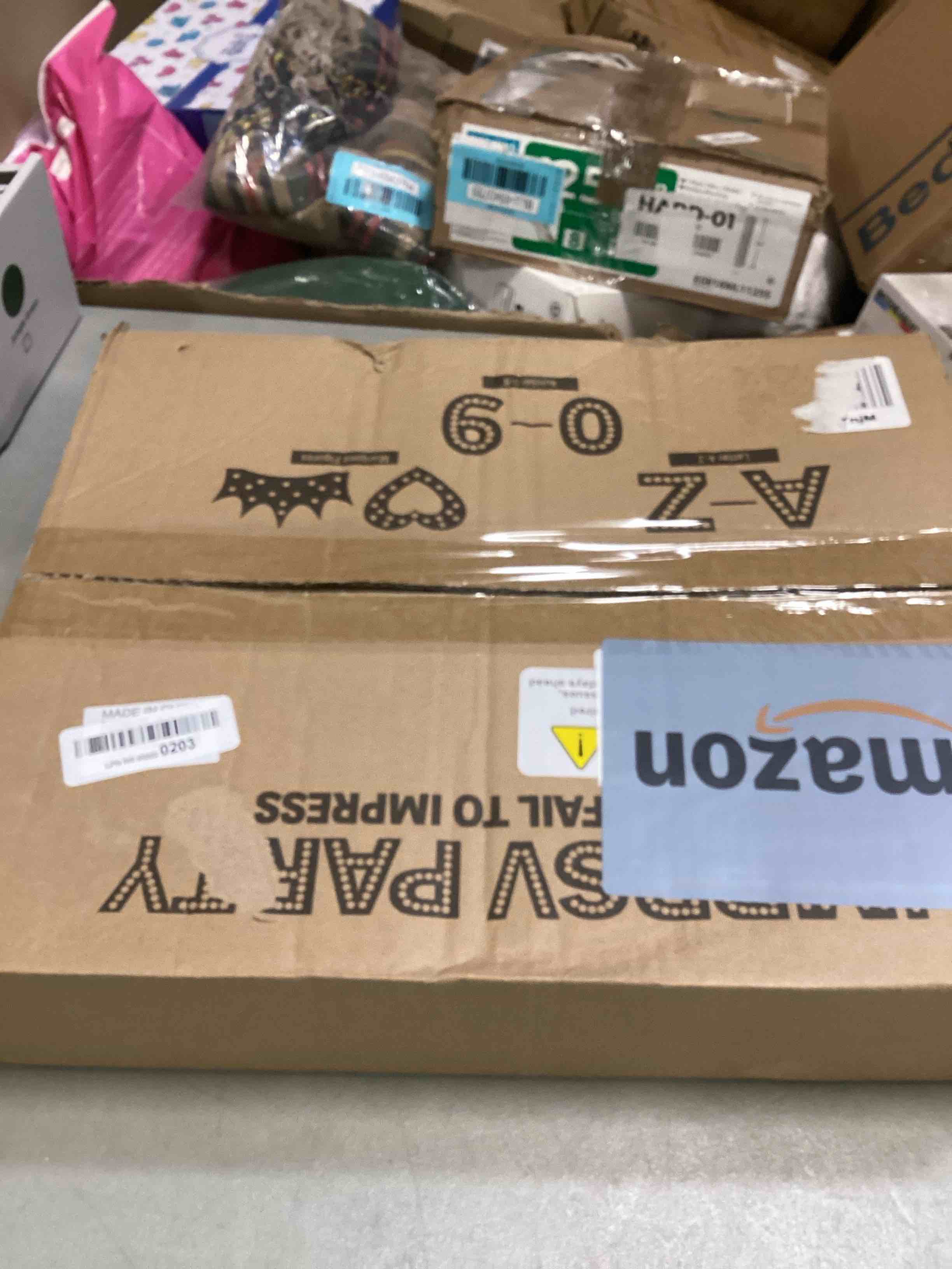 https://s3.amazonaws.com/lotting-images-prod/bidfta/BLU6543765_1718453591509.jpeg