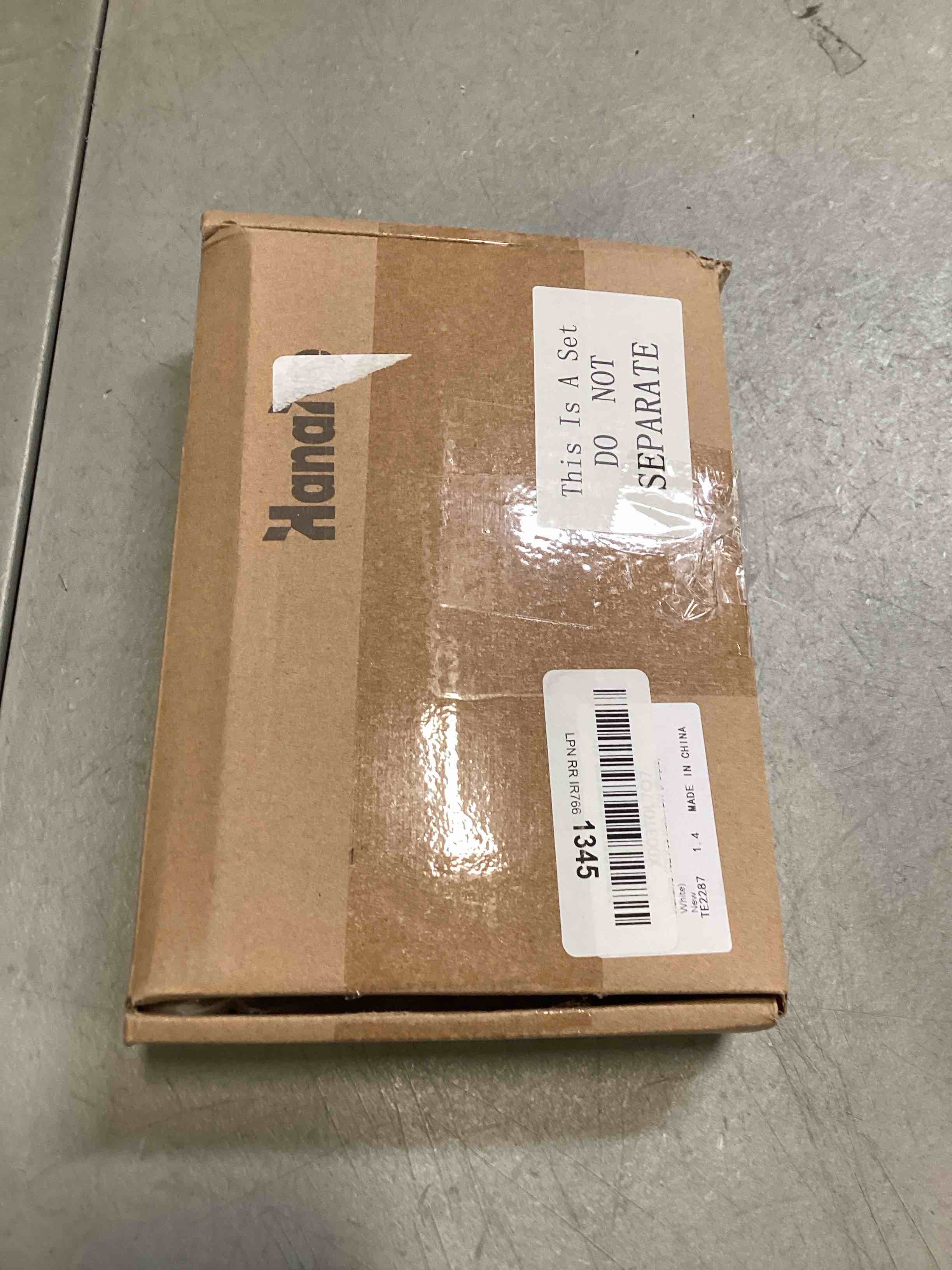 https://s3.amazonaws.com/lotting-images-prod/bidfta/BLU6544076_1718631719435.jpeg