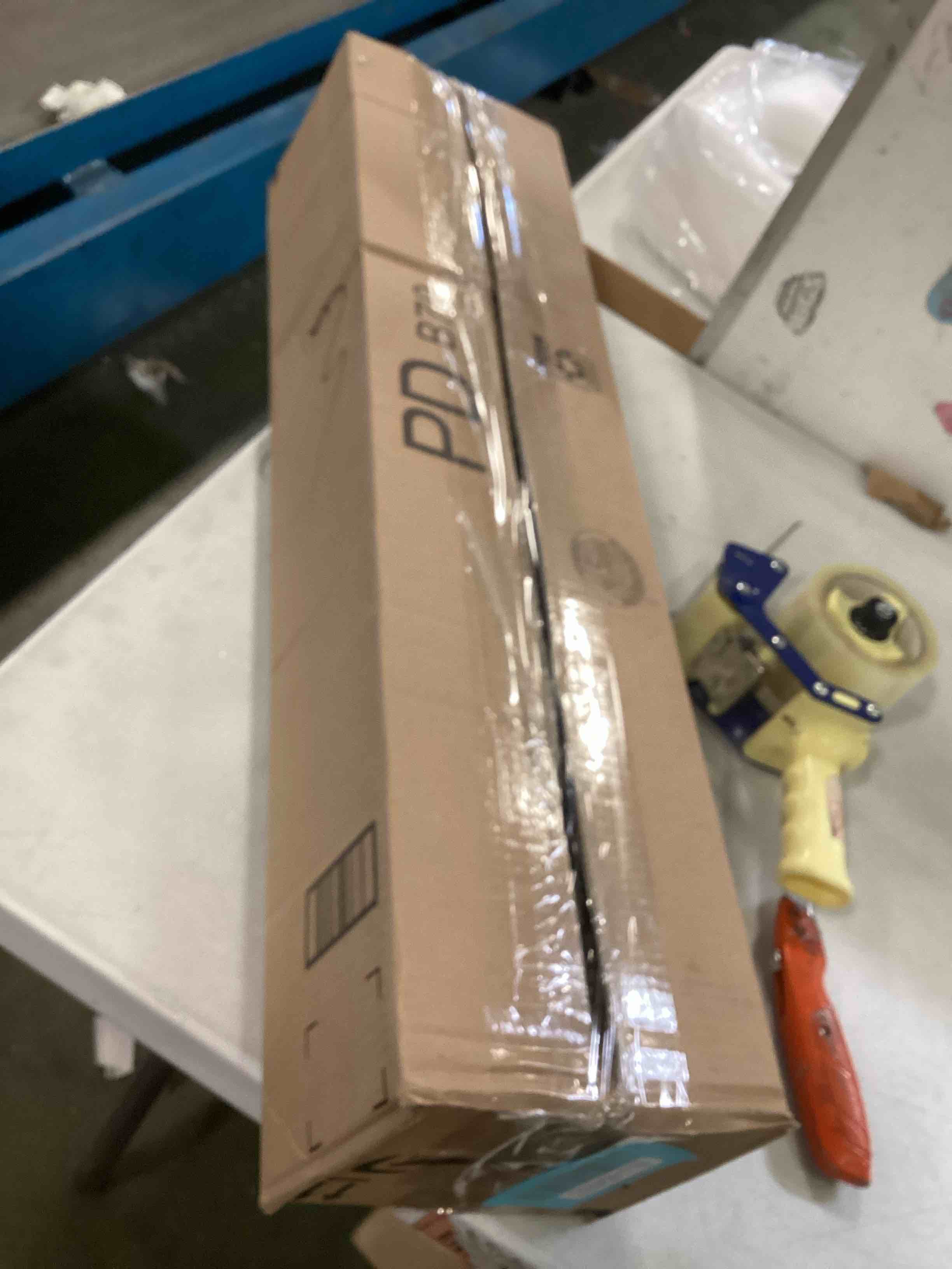 https://s3.amazonaws.com/lotting-images-prod/bidfta/BLU6545023_1718473162197.jpeg