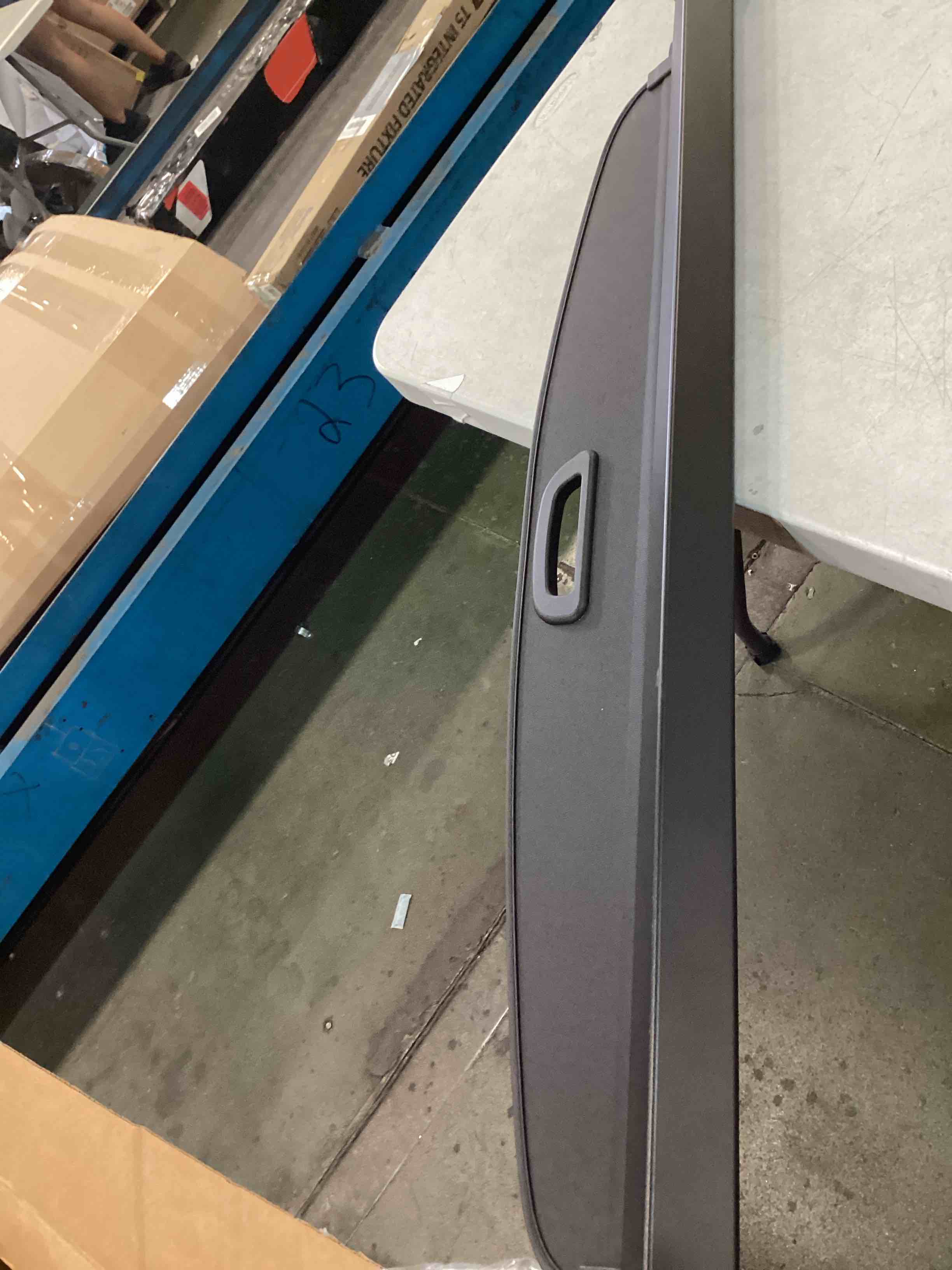 https://s3.amazonaws.com/lotting-images-prod/bidfta/BLU6545513_1718734245955.jpeg