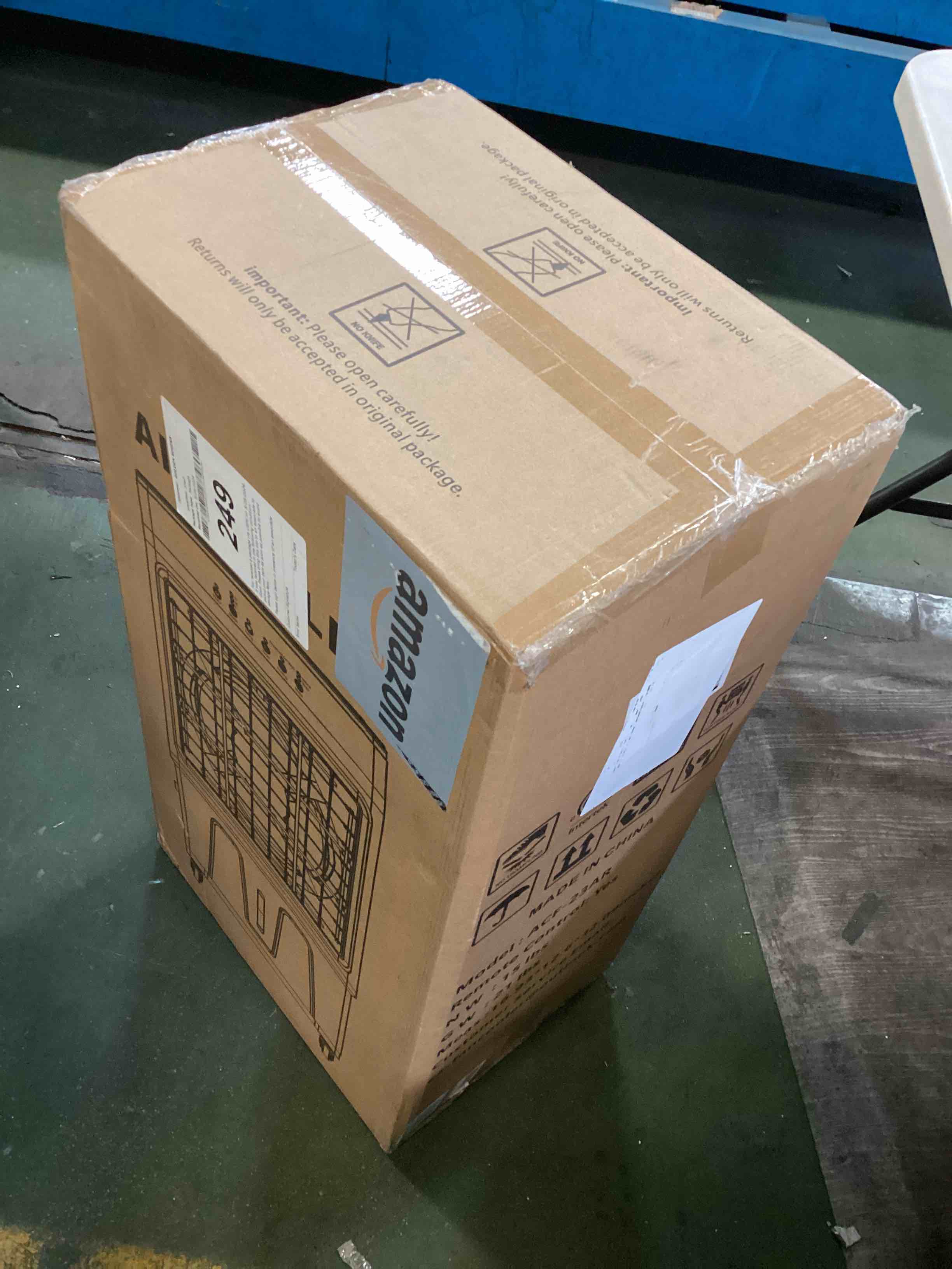 https://s3.amazonaws.com/lotting-images-prod/bidfta/BLU6546380_1719074920615.jpeg