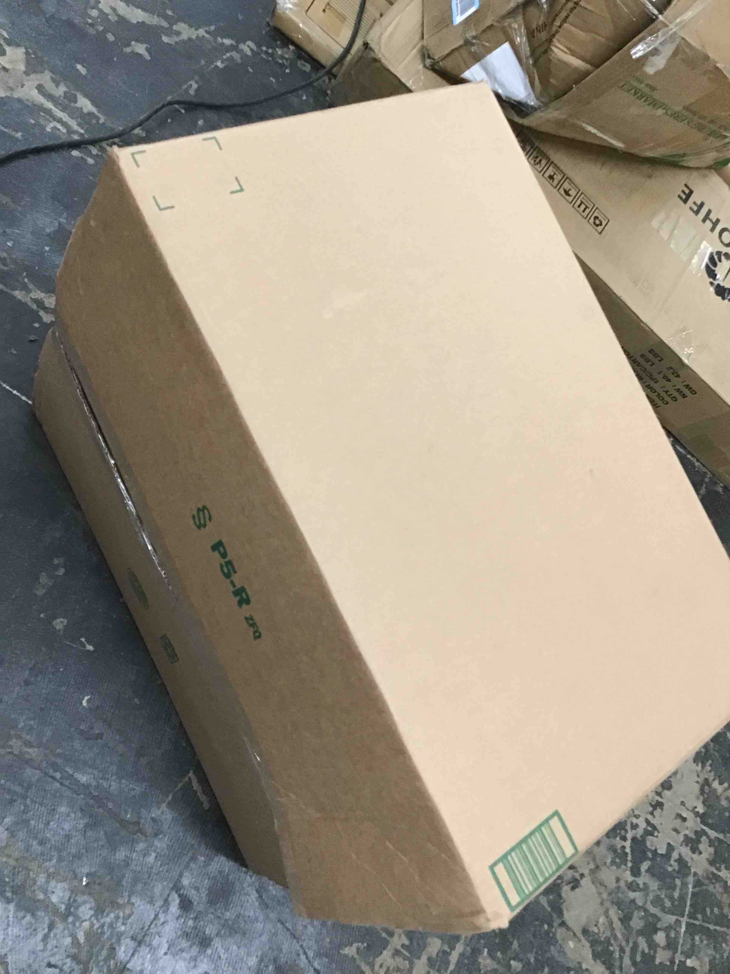https://s3.amazonaws.com/lotting-images-prod/bidfta/BLU6548666_1720447188276.jpeg