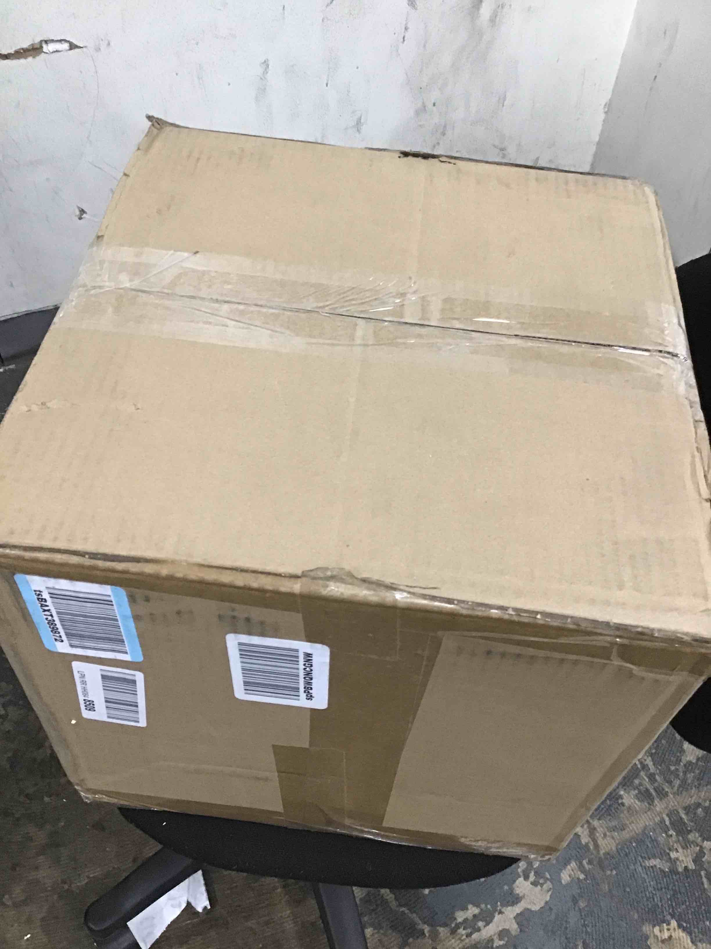 https://s3.amazonaws.com/lotting-images-prod/bidfta/BLU6548670_1720449327929.jpeg