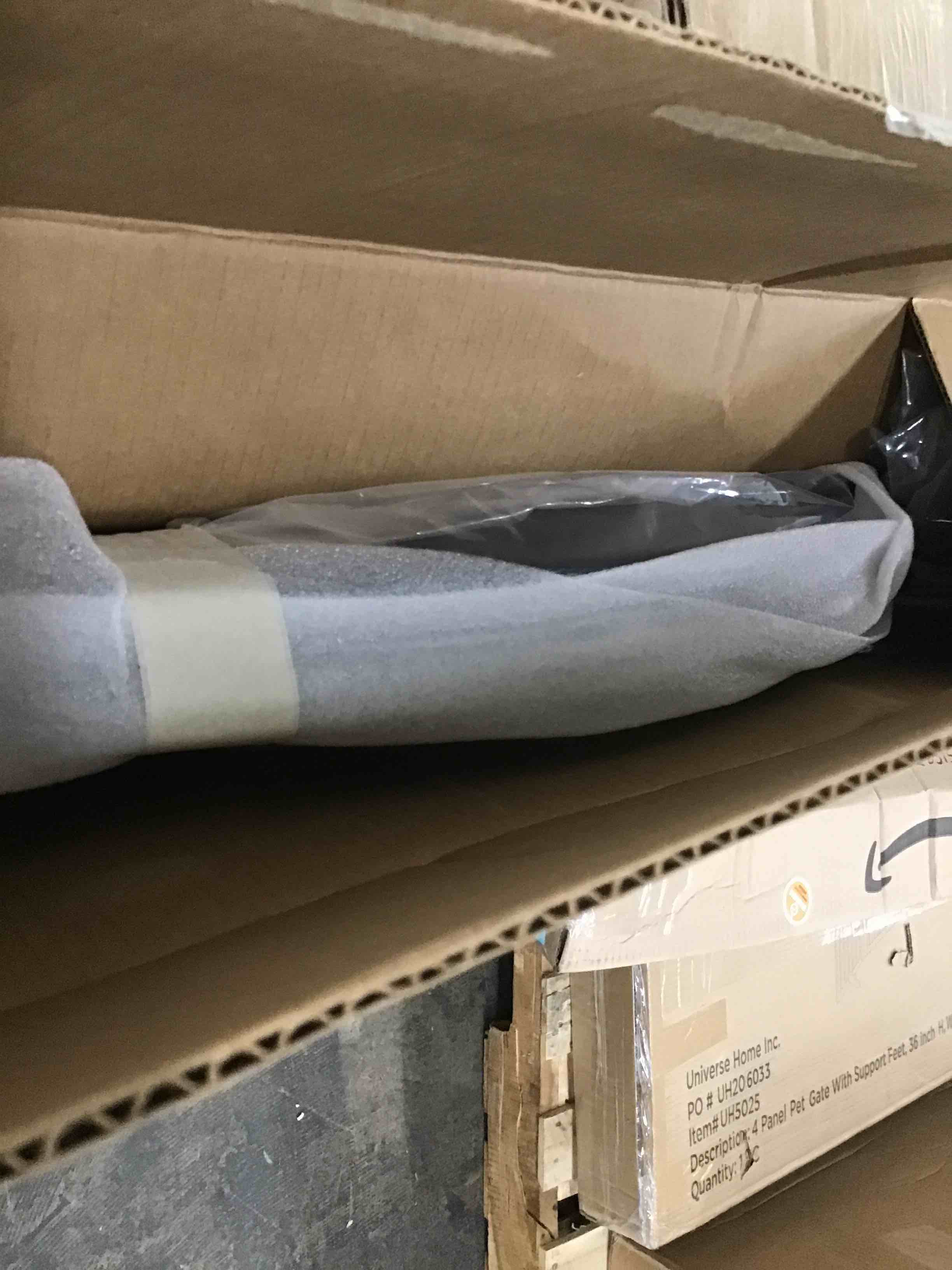 https://s3.amazonaws.com/lotting-images-prod/bidfta/BLU6548694_1720454024497.jpeg