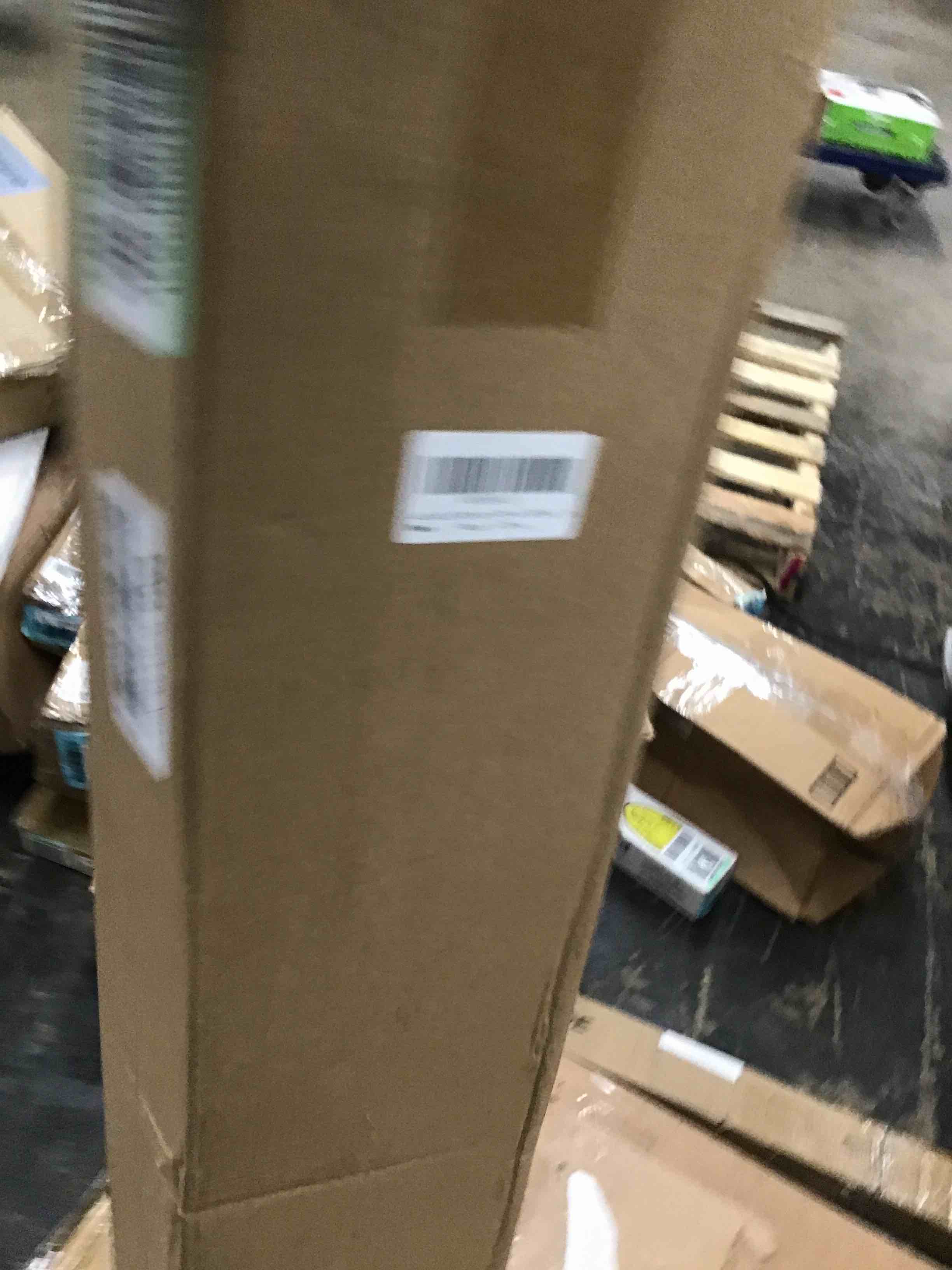 https://s3.amazonaws.com/lotting-images-prod/bidfta/BLU6548731_1720461123298.jpeg