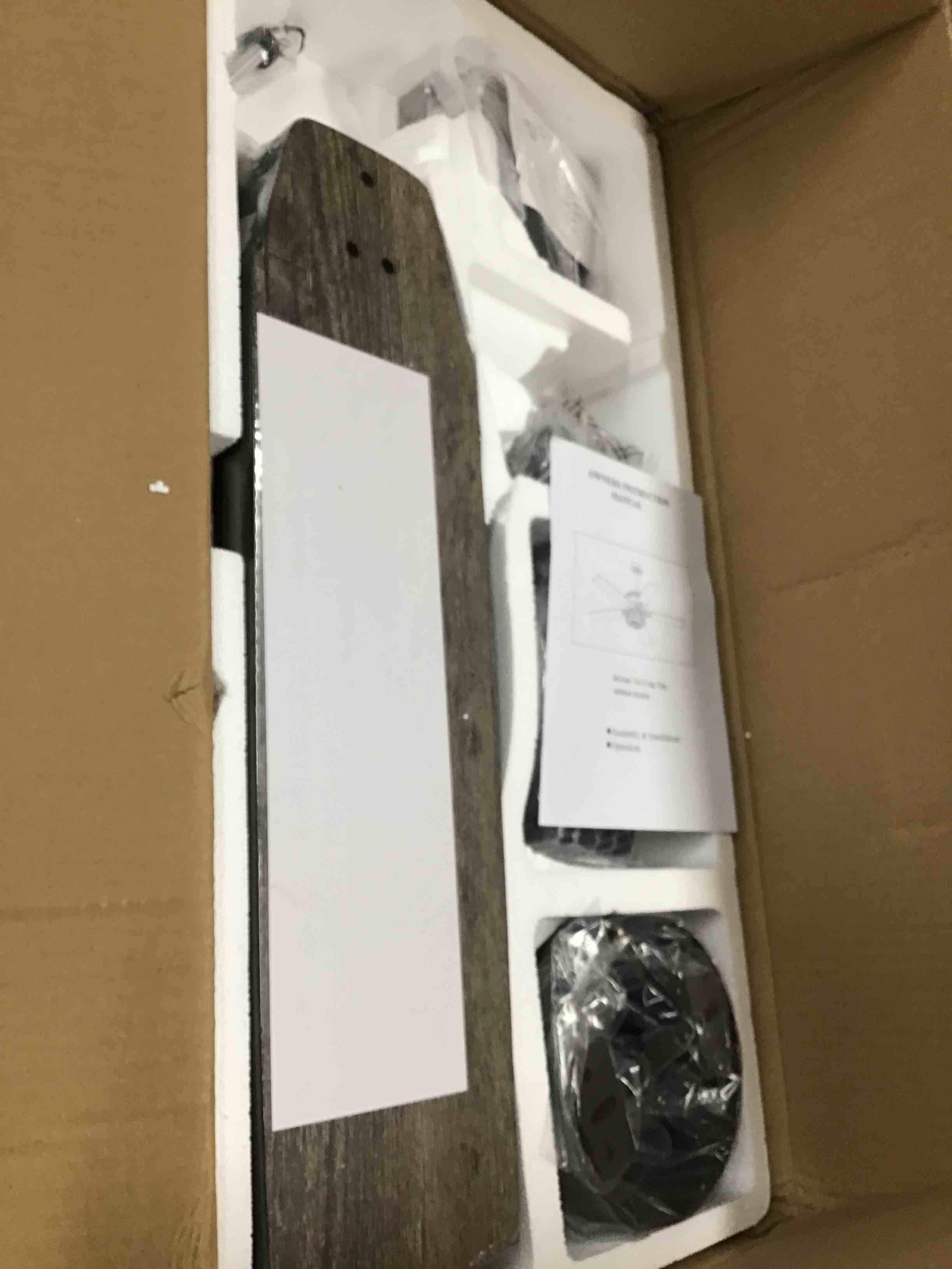 https://s3.amazonaws.com/lotting-images-prod/bidfta/BLU6549760_1722537033764.jpeg
