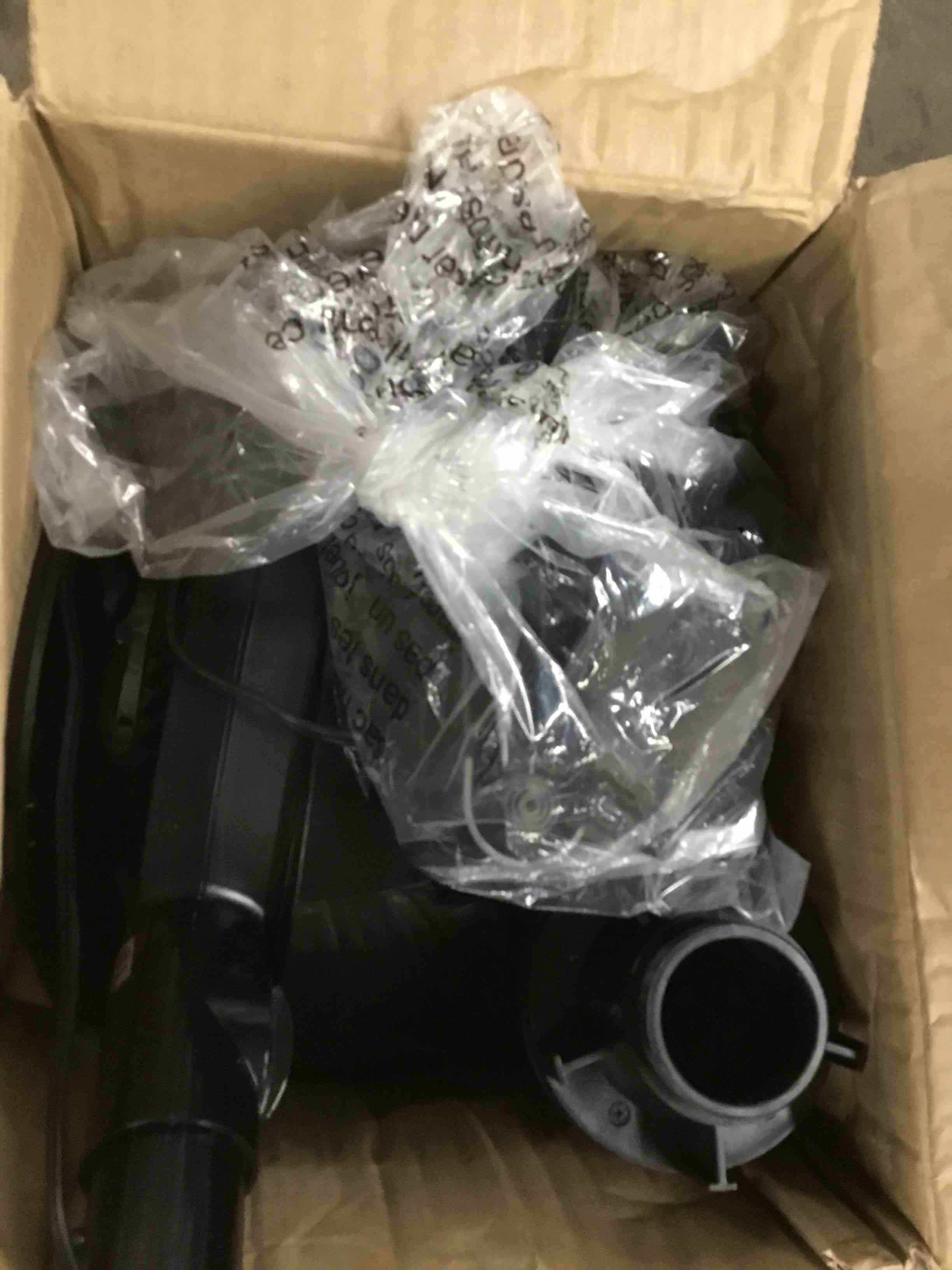 https://s3.amazonaws.com/lotting-images-prod/bidfta/BLU6550909_1724515354041.jpeg