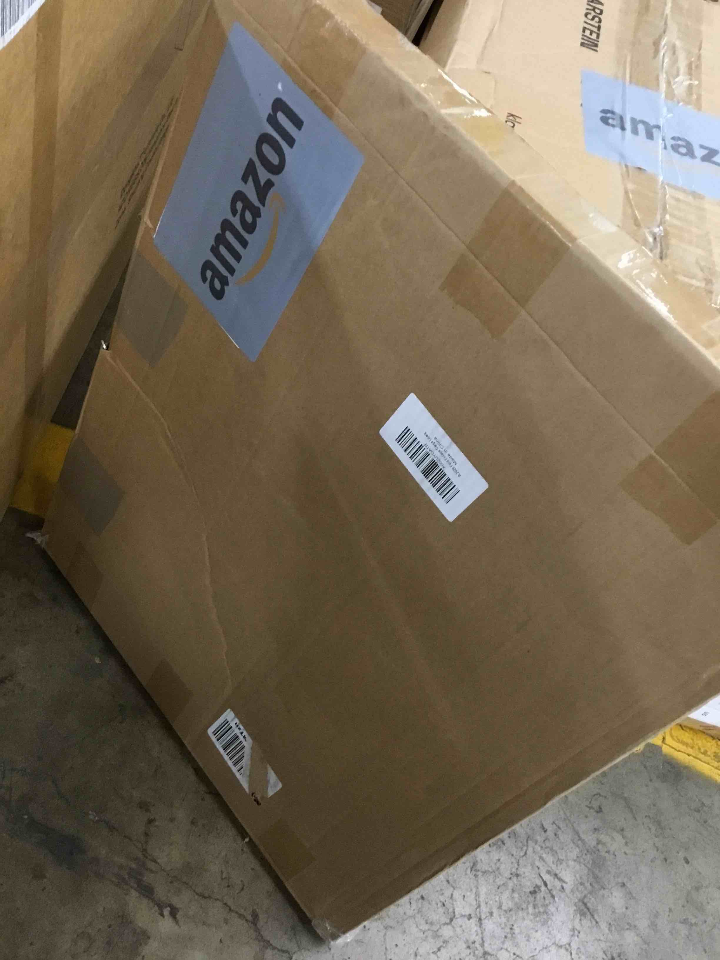 https://s3.amazonaws.com/lotting-images-prod/bidfta/BLU6552499_1717595569668.jpeg