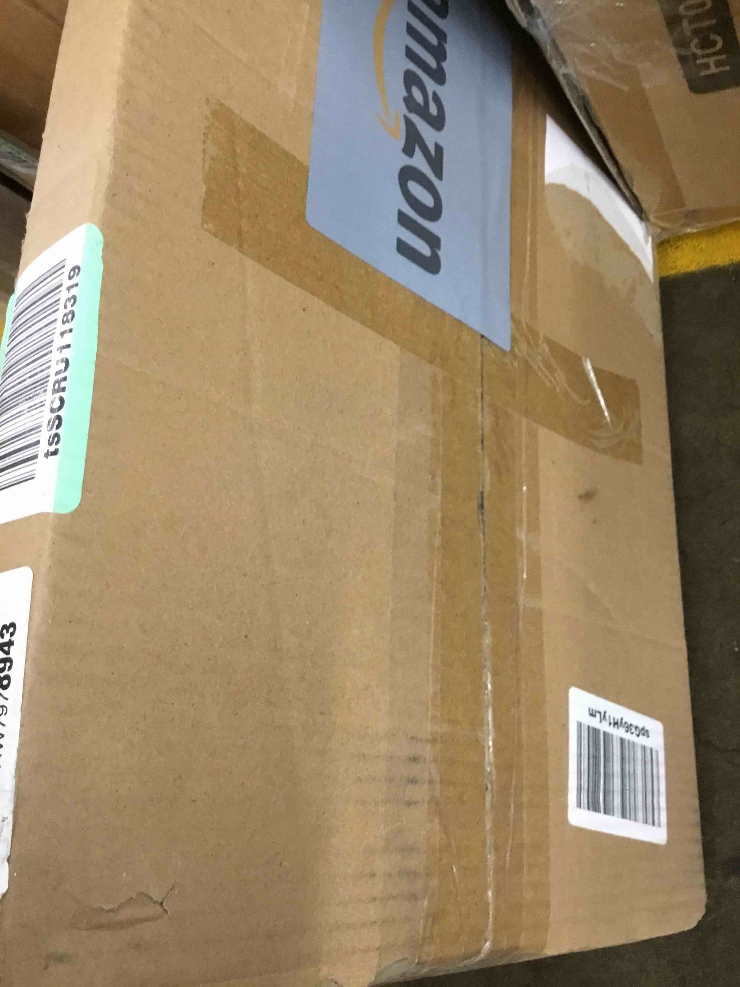 https://s3.amazonaws.com/lotting-images-prod/bidfta/BLU6552506_1717599352231.jpeg
