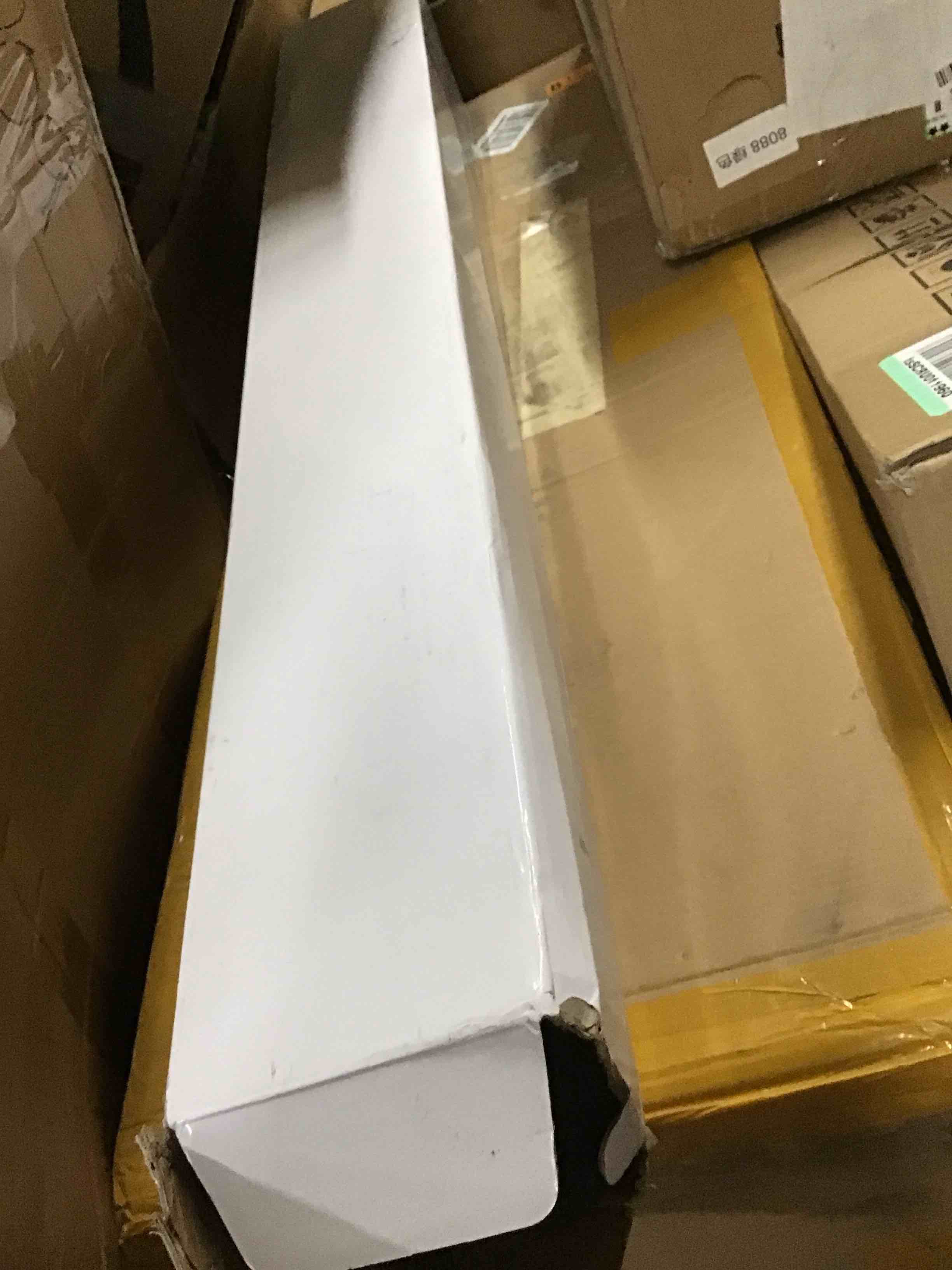 https://s3.amazonaws.com/lotting-images-prod/bidfta/BLU6553960_1719000968288.jpeg