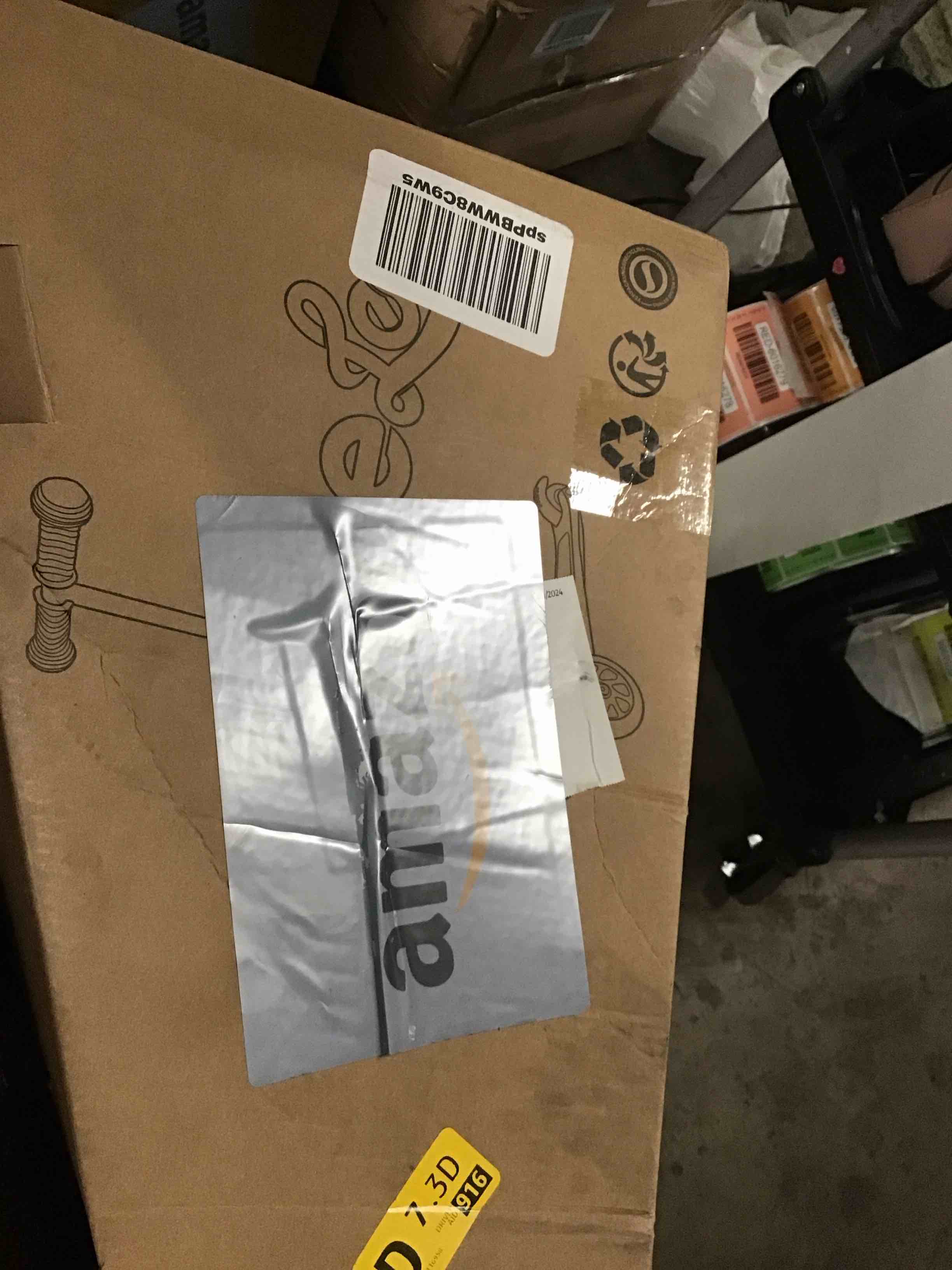 https://s3.amazonaws.com/lotting-images-prod/bidfta/BLU6553992_1719233909877.jpeg