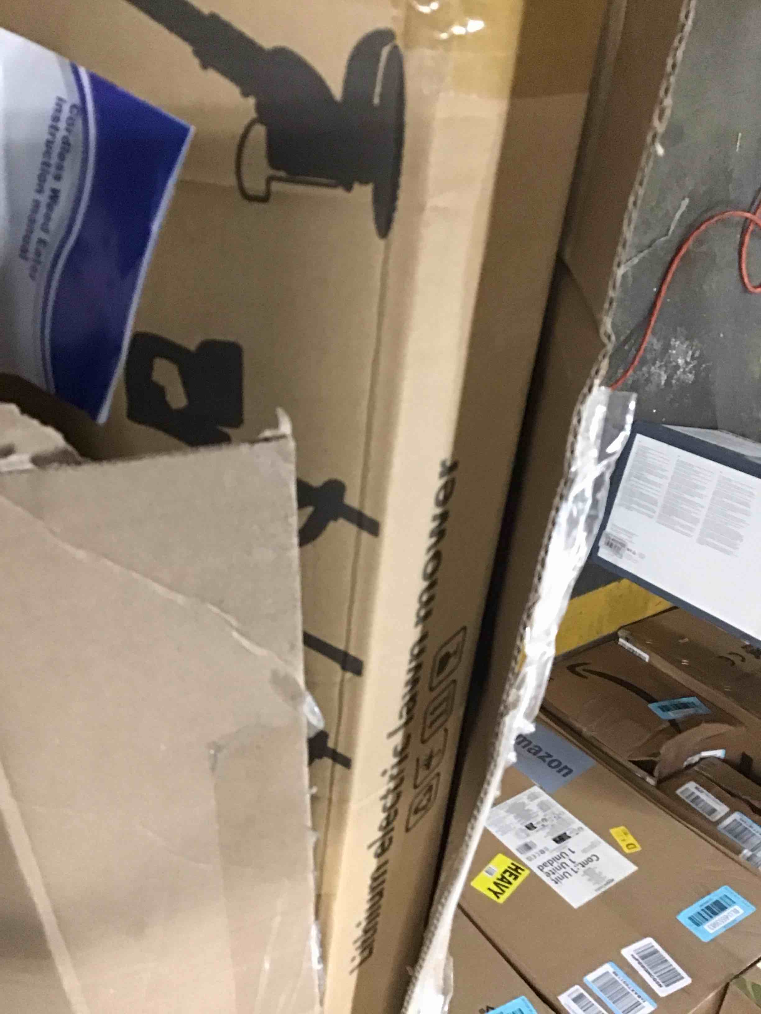 https://s3.amazonaws.com/lotting-images-prod/bidfta/BLU6553995_1719235044644.jpeg