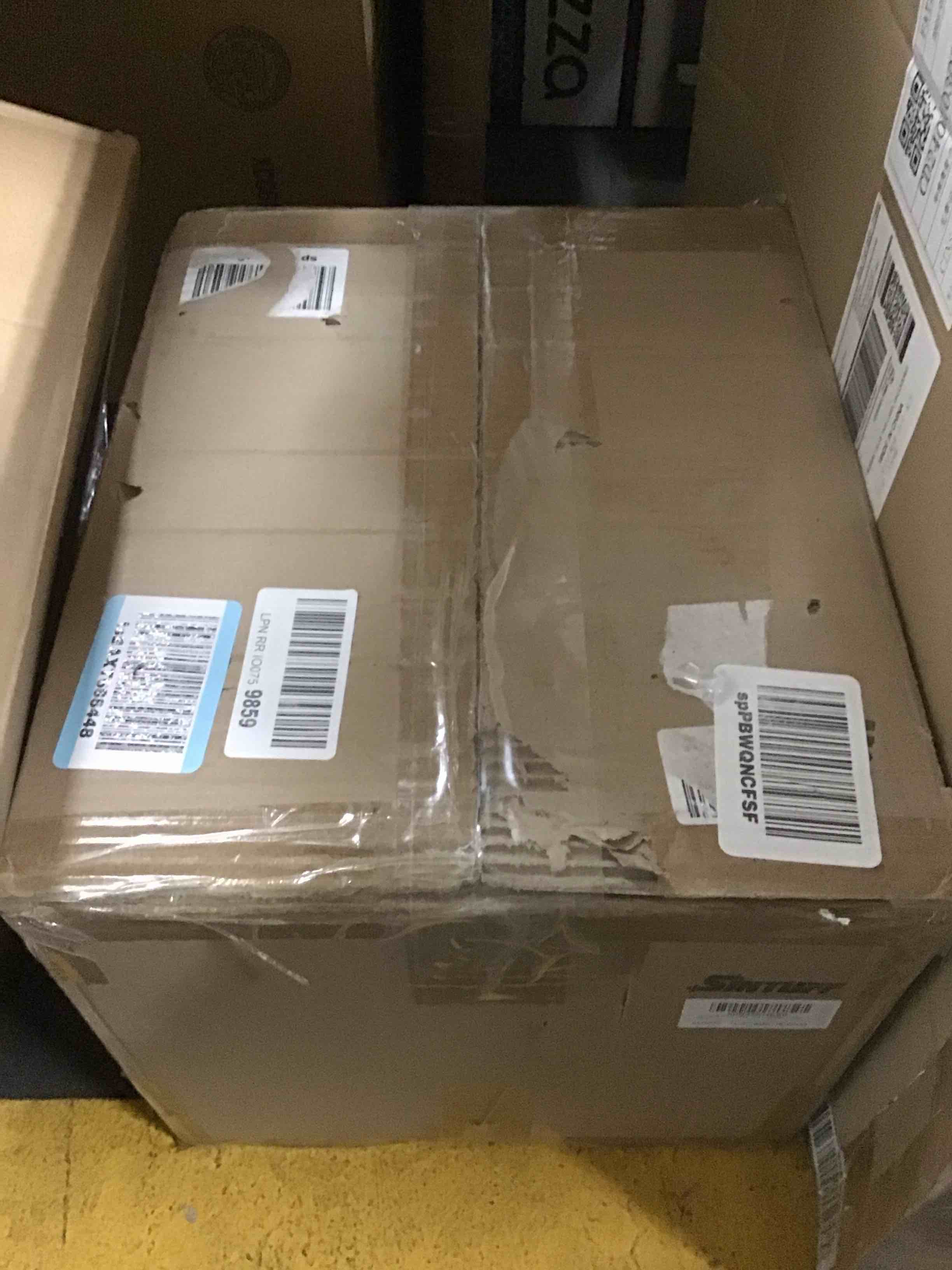 https://s3.amazonaws.com/lotting-images-prod/bidfta/BLU6554002_1719236589618.jpeg