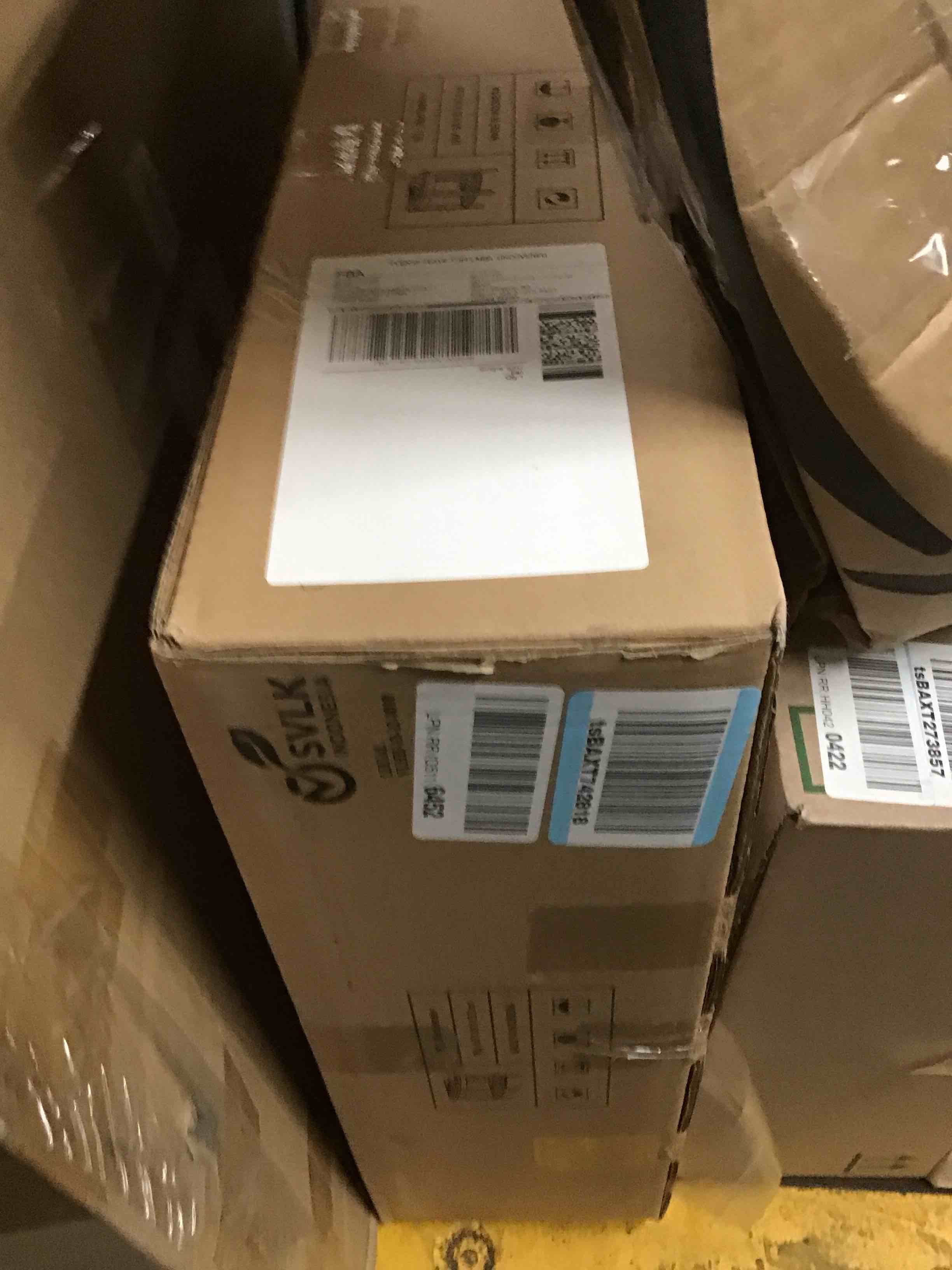 https://s3.amazonaws.com/lotting-images-prod/bidfta/BLU6554005_1719236937714.jpeg