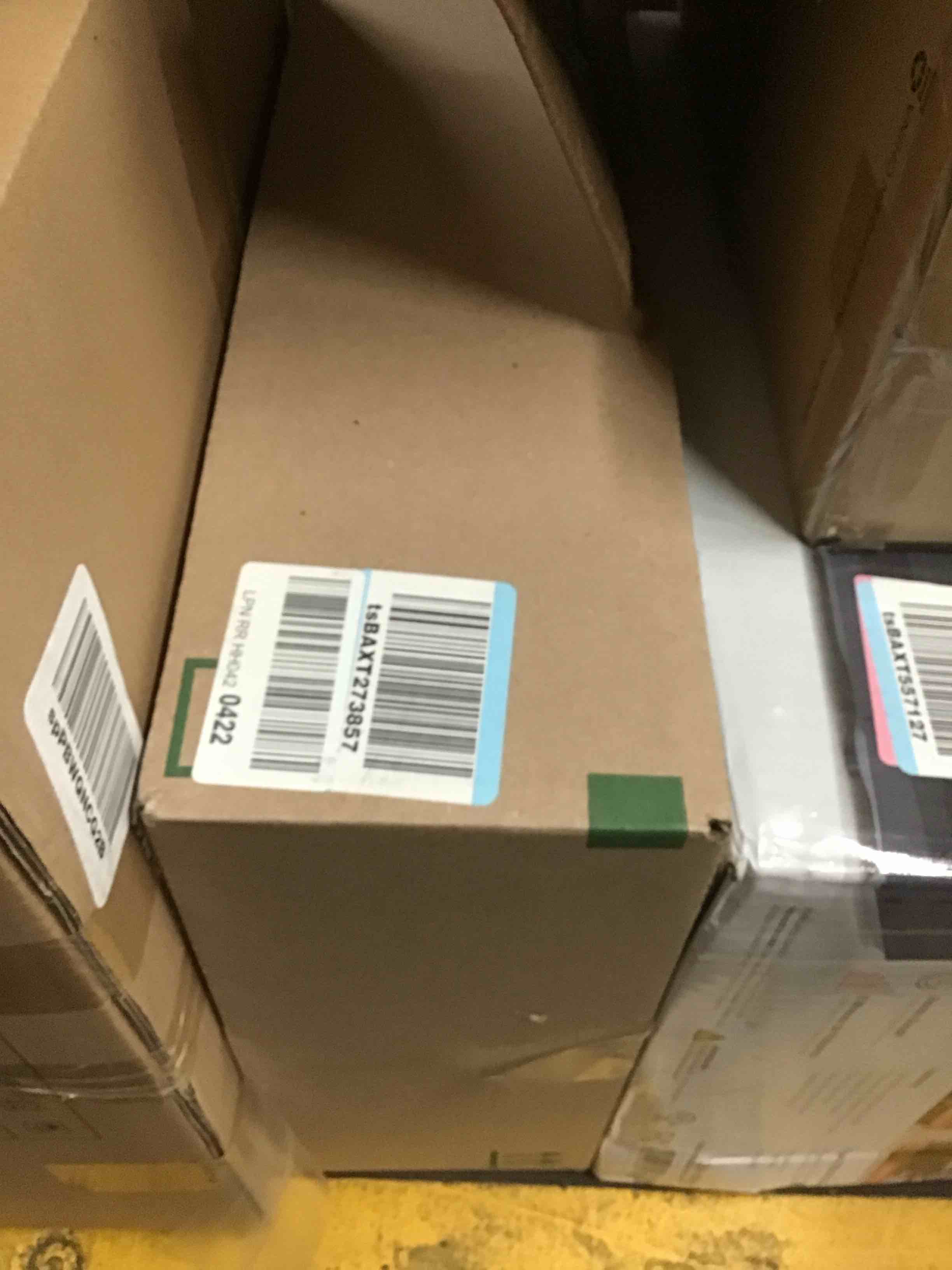 https://s3.amazonaws.com/lotting-images-prod/bidfta/BLU6554008_1719237160026.jpeg