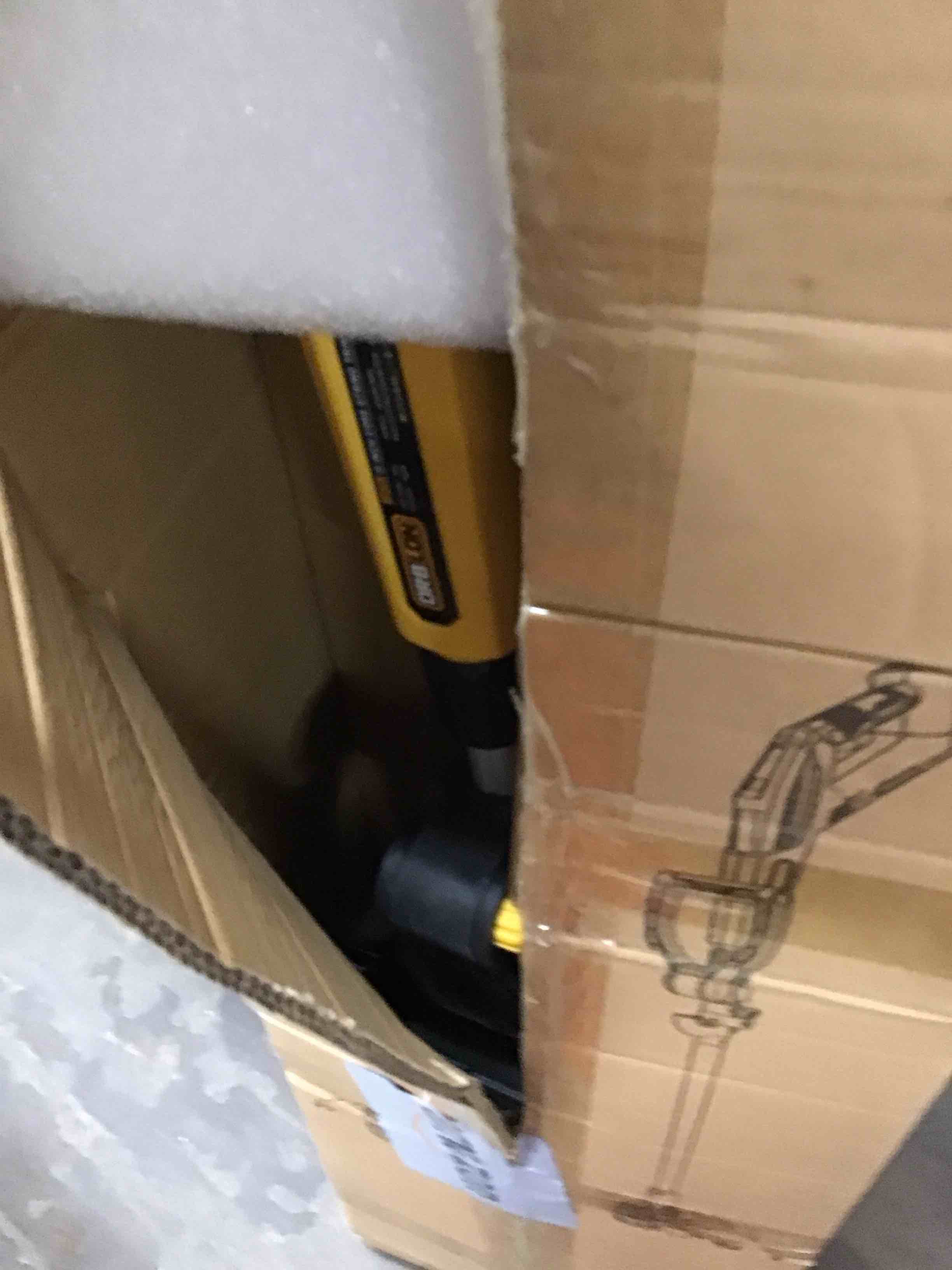 https://s3.amazonaws.com/lotting-images-prod/bidfta/BLU6554164_1720442488999.jpeg