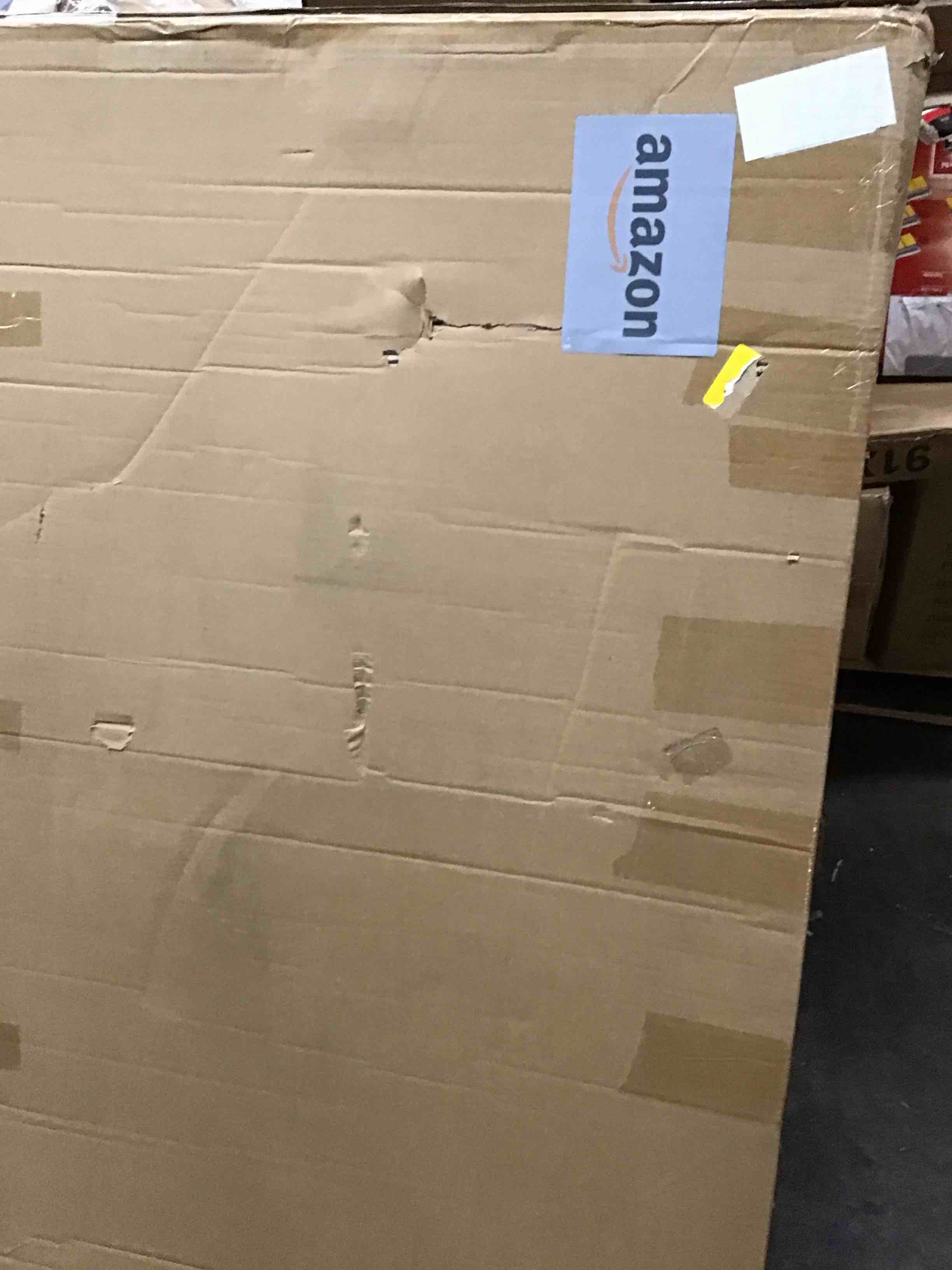 https://s3.amazonaws.com/lotting-images-prod/bidfta/BLU6554263_1720537443851.jpeg
