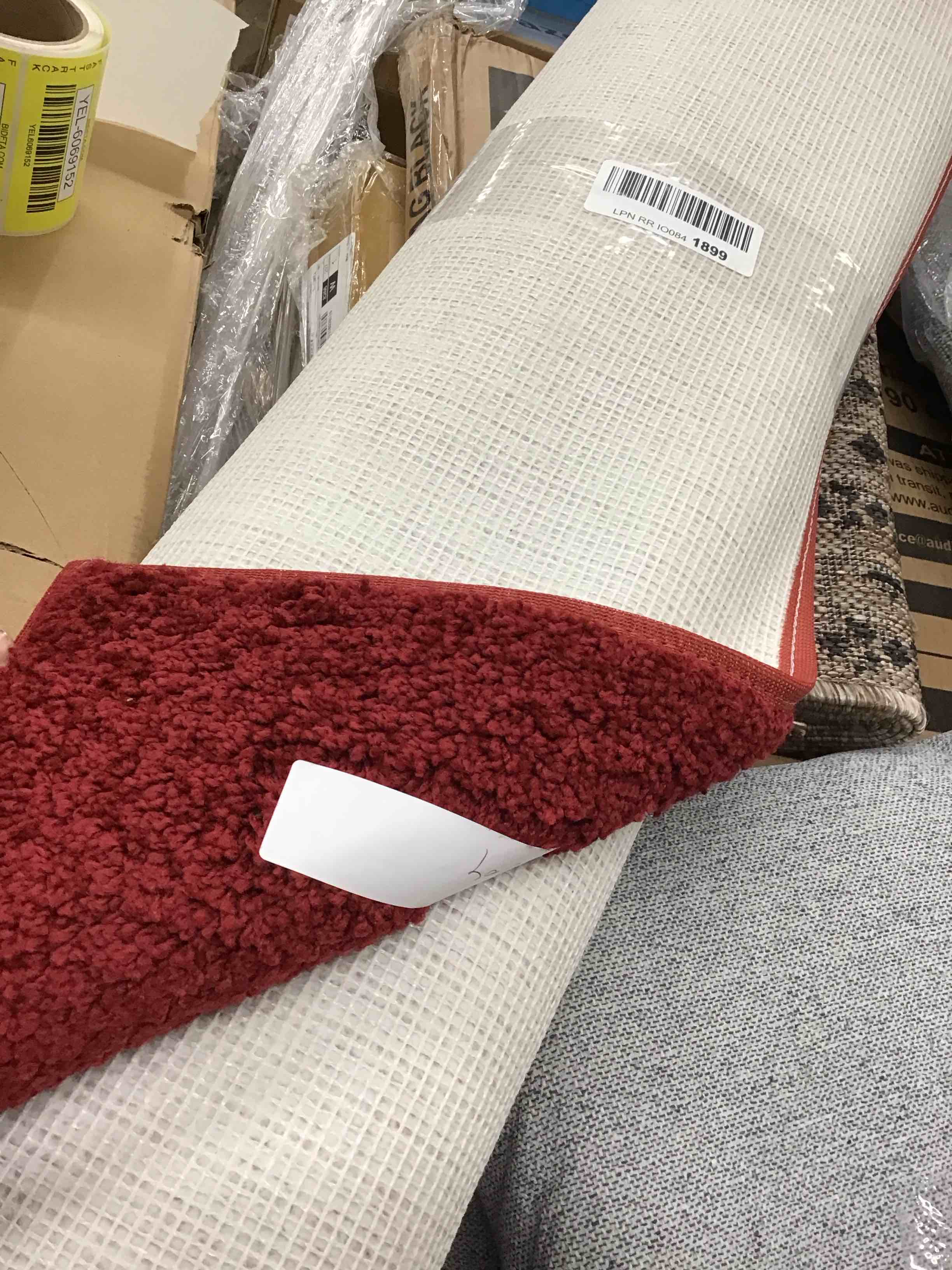 https://s3.amazonaws.com/lotting-images-prod/bidfta/BLU6554496_1720636963565.jpeg