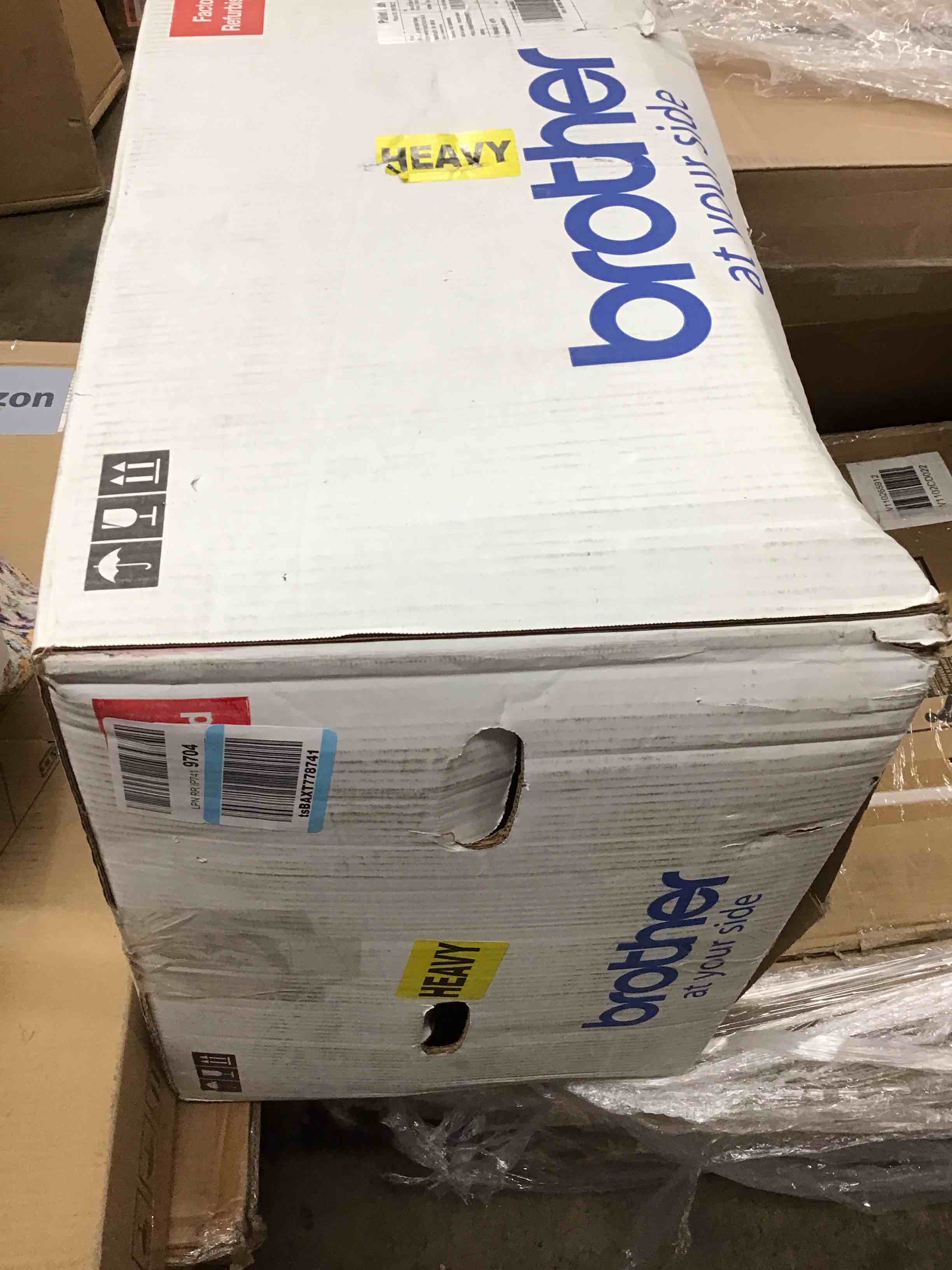 https://s3.amazonaws.com/lotting-images-prod/bidfta/BLU6554516_1720639186220.jpeg