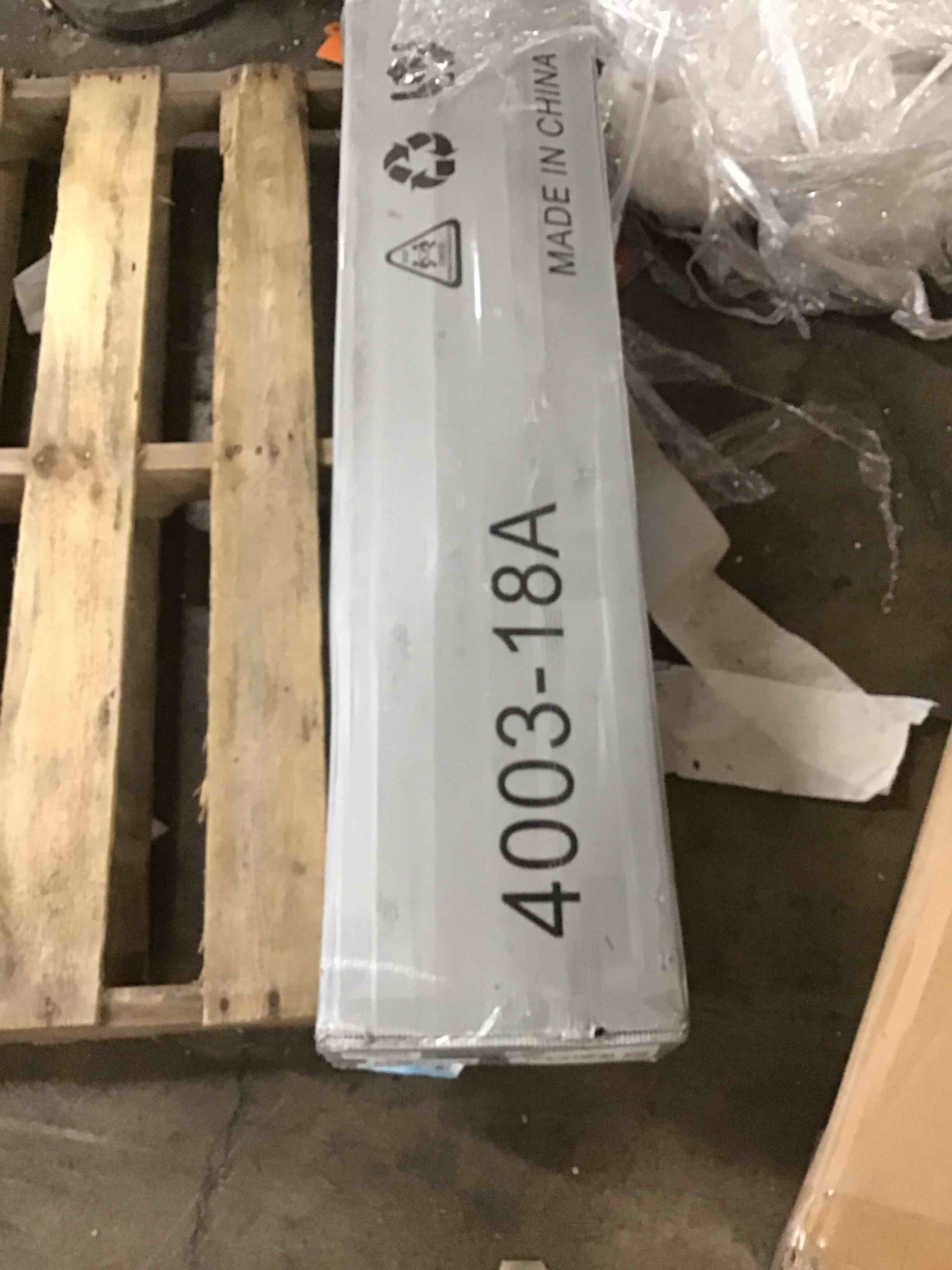 https://s3.amazonaws.com/lotting-images-prod/bidfta/BLU6554587_1720794911782.jpeg