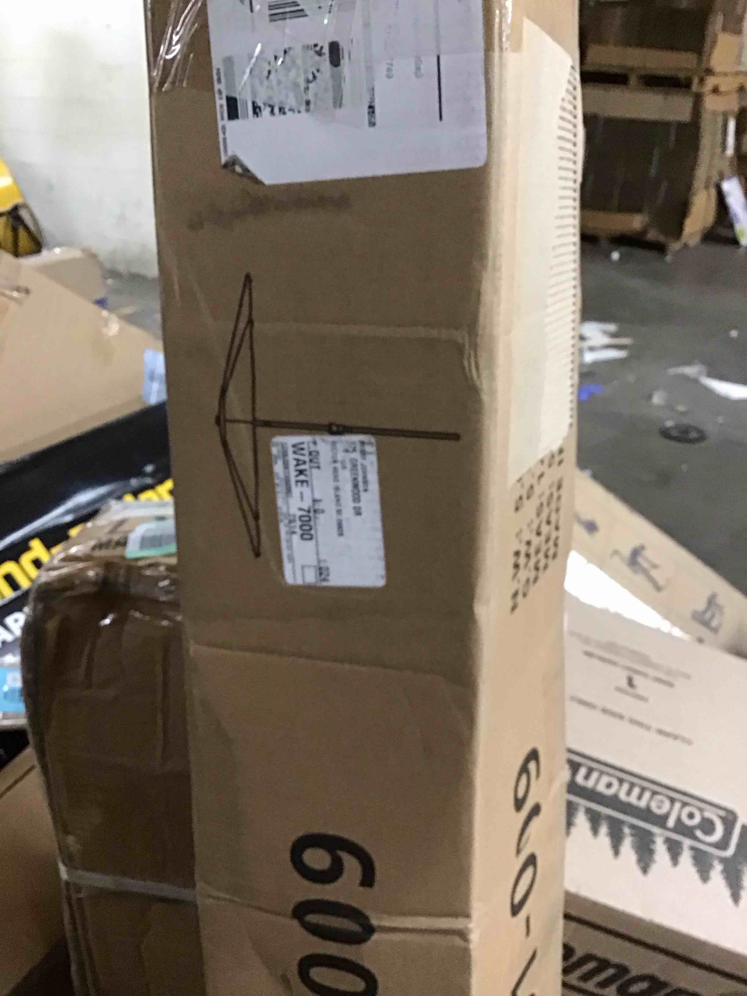 https://s3.amazonaws.com/lotting-images-prod/bidfta/BLU6554854_1722094349144.jpeg