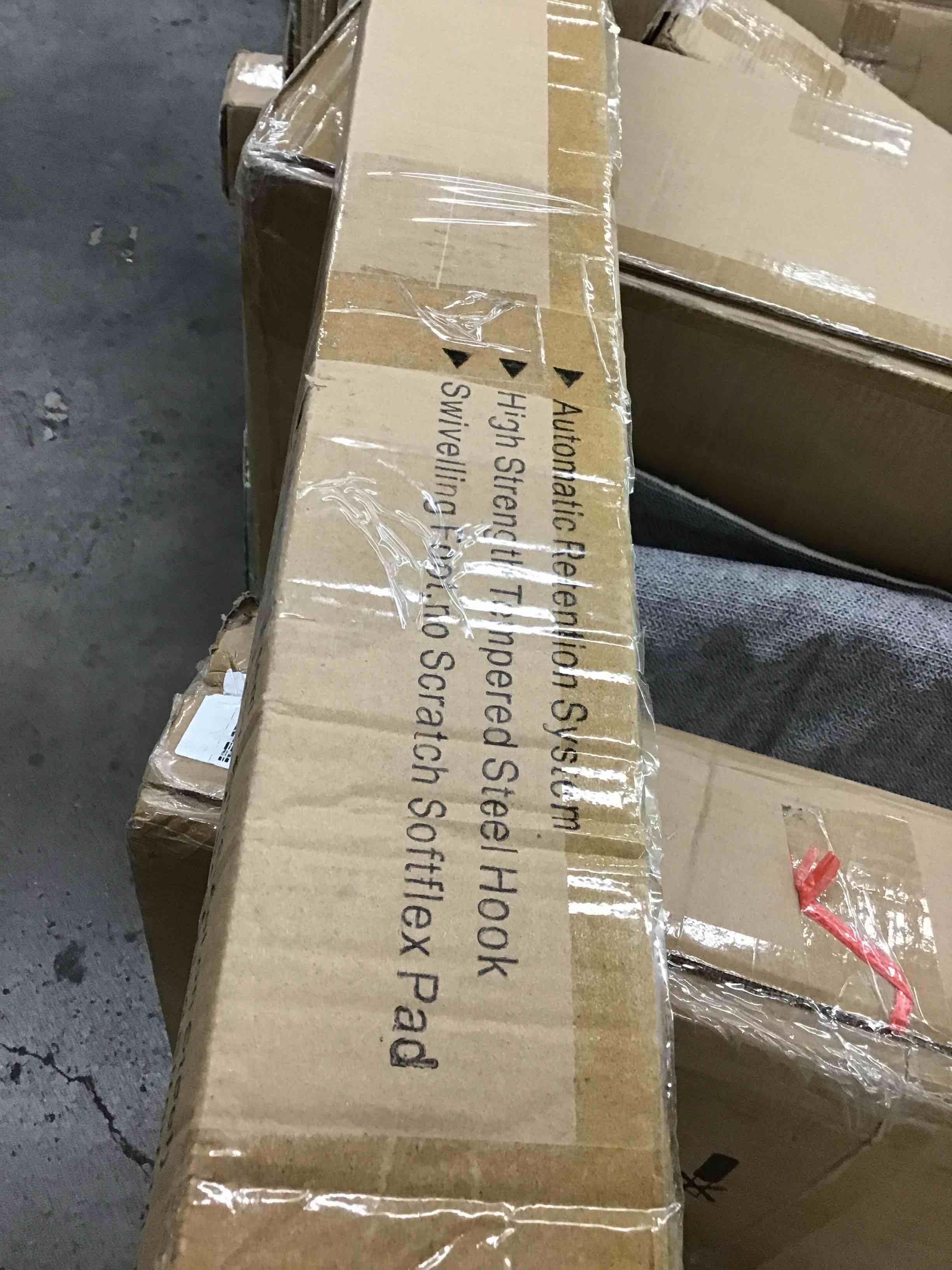 https://s3.amazonaws.com/lotting-images-prod/bidfta/BLU6557778_1719405786245.jpeg