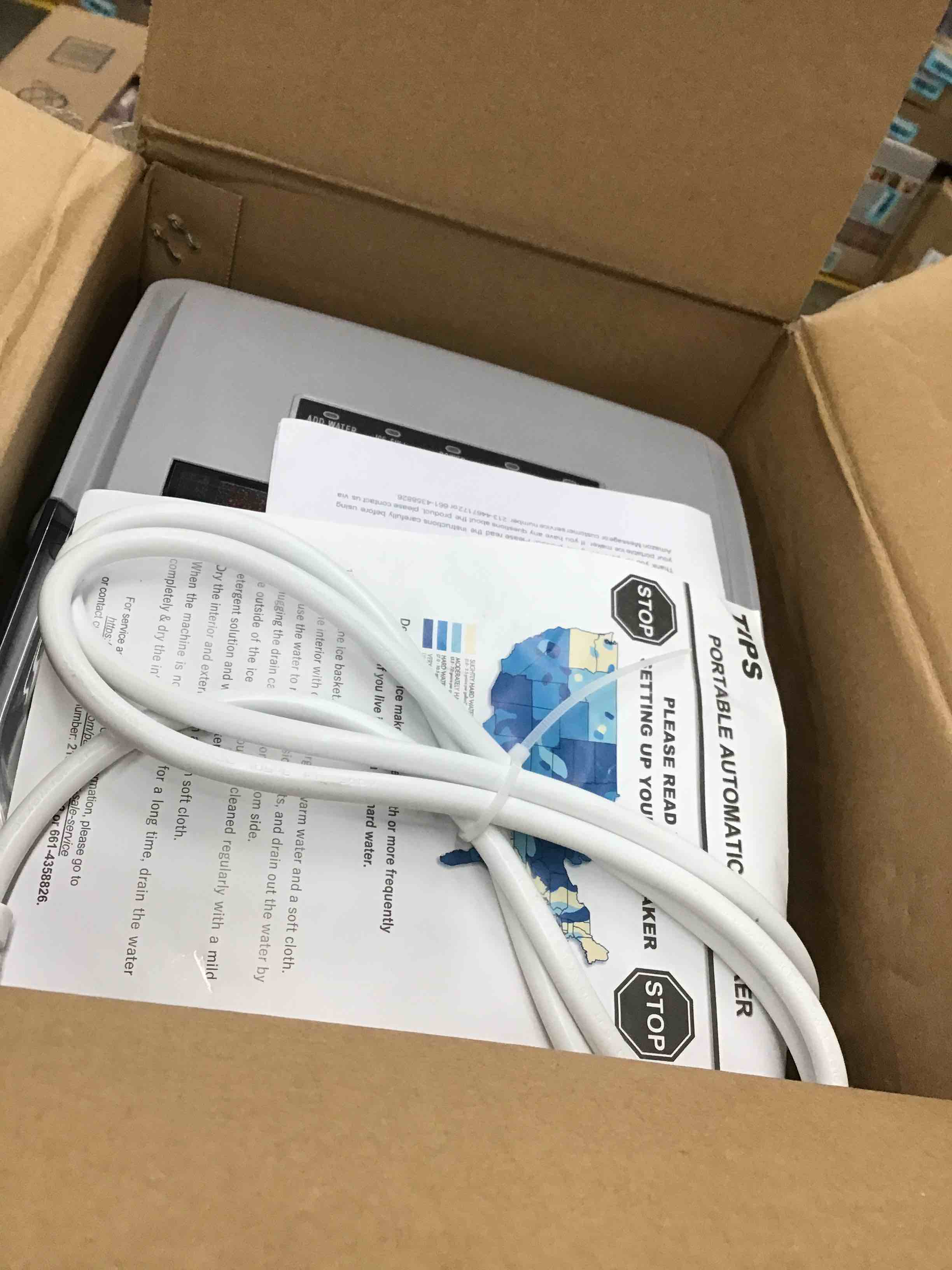 https://s3.amazonaws.com/lotting-images-prod/bidfta/BLU6557791_1719406987936.jpeg