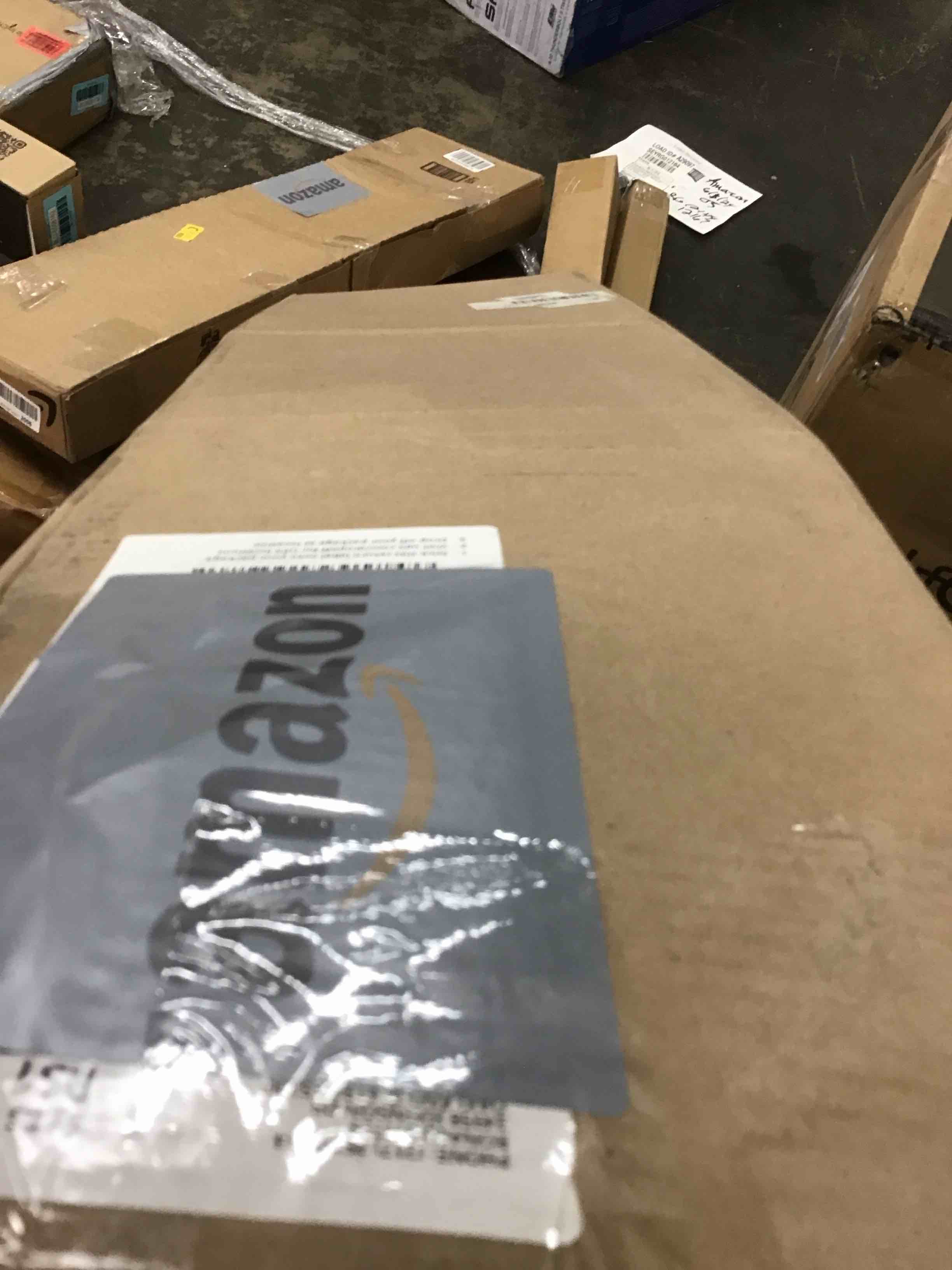 https://s3.amazonaws.com/lotting-images-prod/bidfta/BLU6558166_1720449623946.jpeg