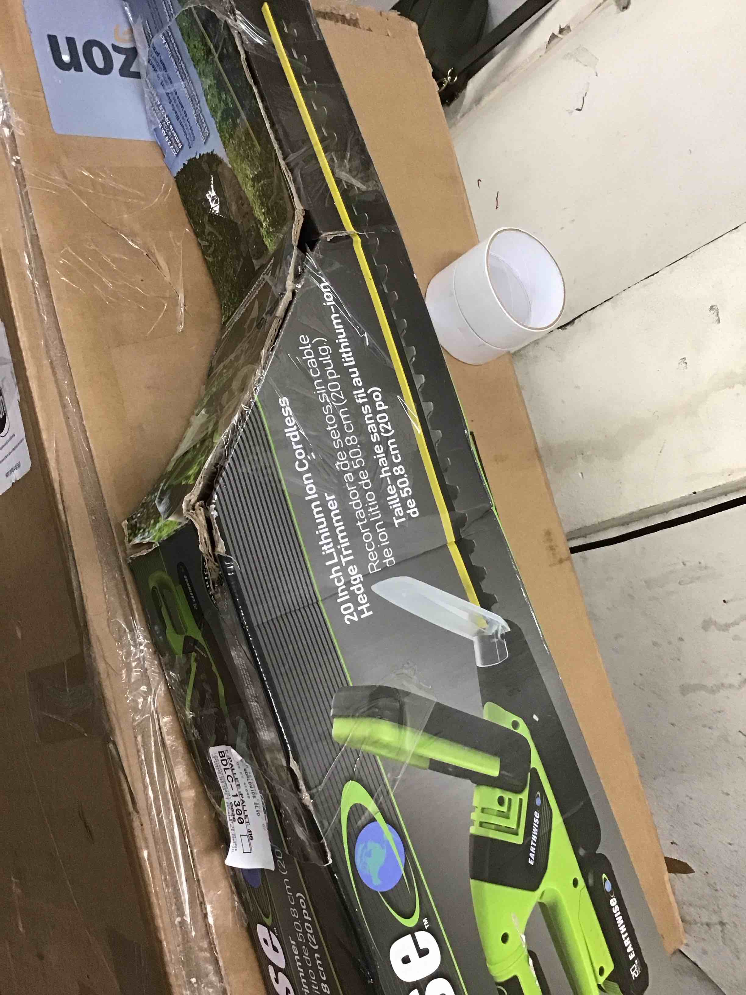 https://s3.amazonaws.com/lotting-images-prod/bidfta/BLU6558179_1720451436575.jpeg