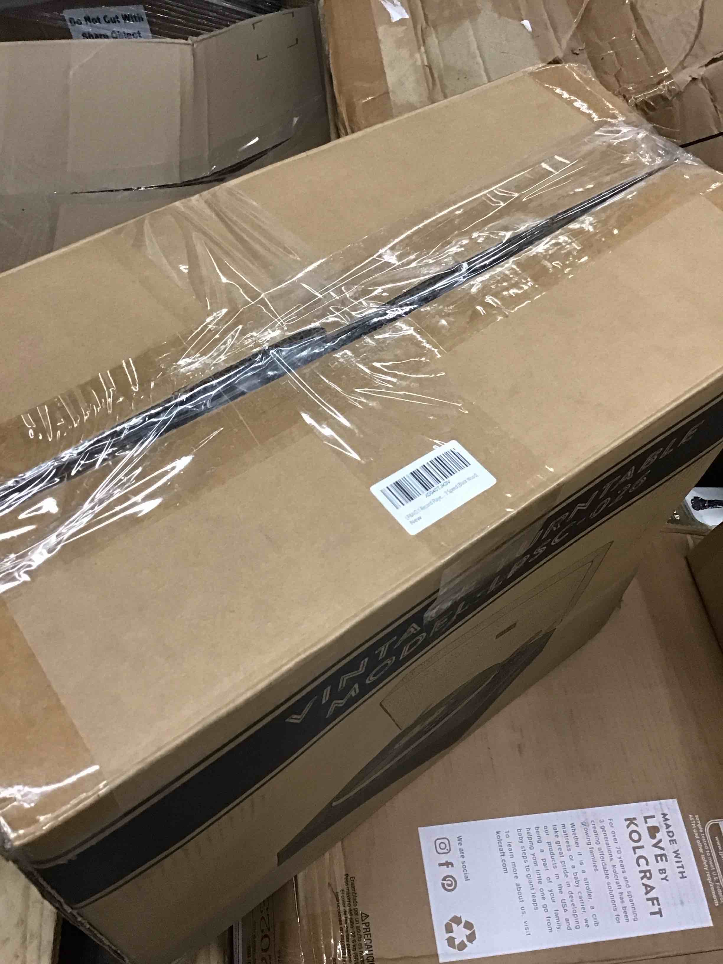 https://s3.amazonaws.com/lotting-images-prod/bidfta/BLU6558303_1720540016274.jpeg