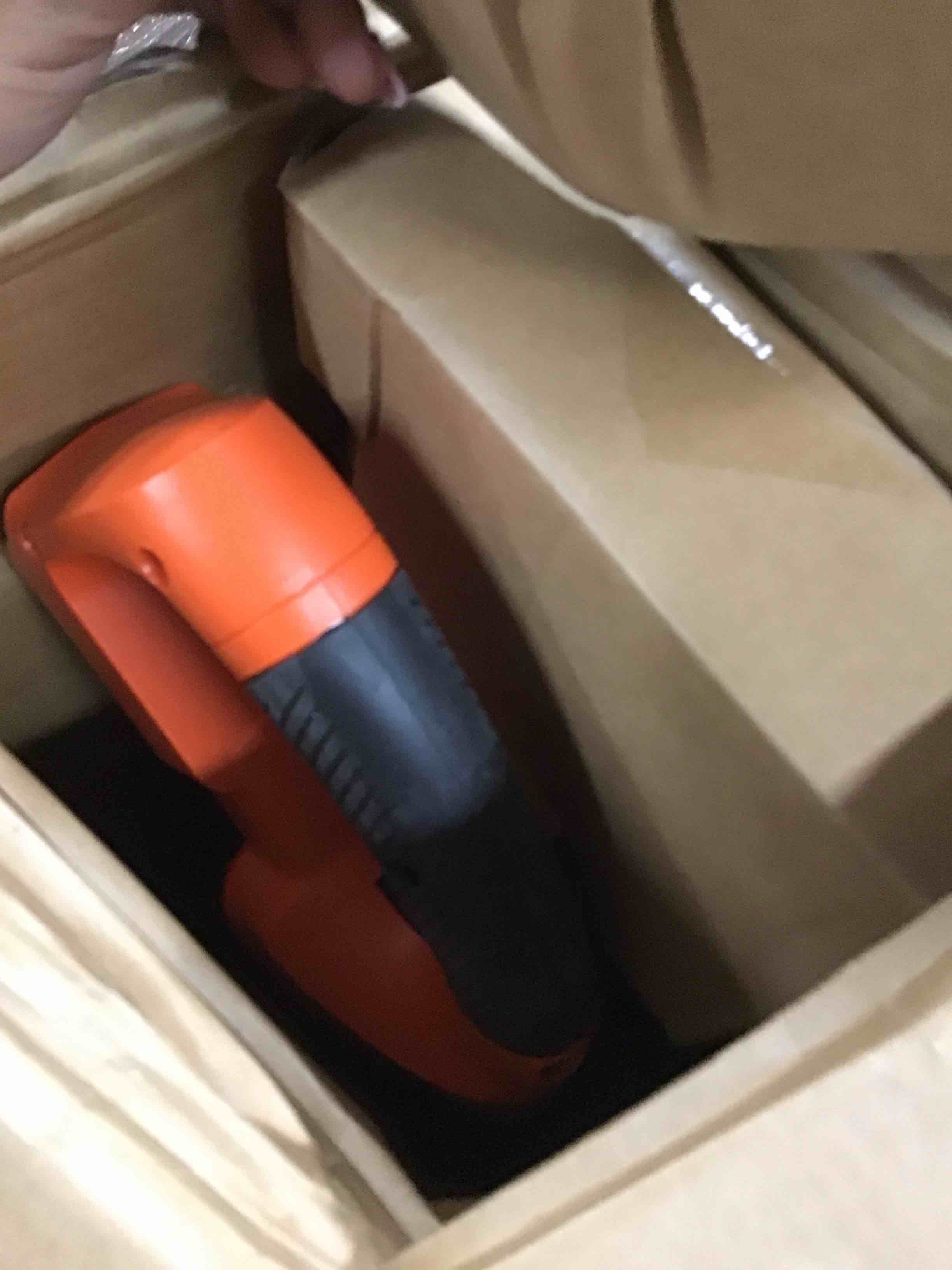 https://s3.amazonaws.com/lotting-images-prod/bidfta/BLU6558340_1720726999392.jpeg