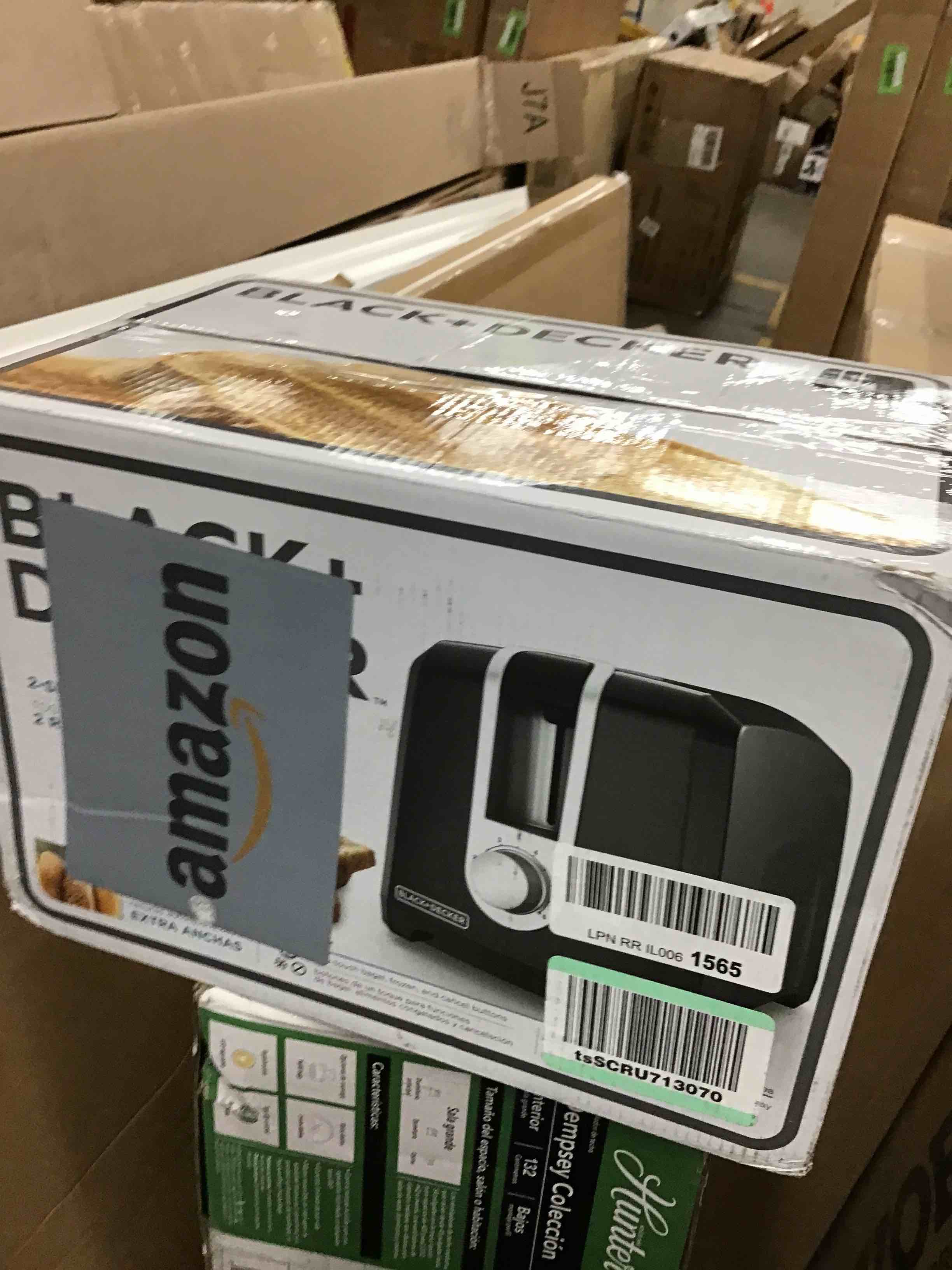 https://s3.amazonaws.com/lotting-images-prod/bidfta/BLU6559140_1719329853269.jpeg