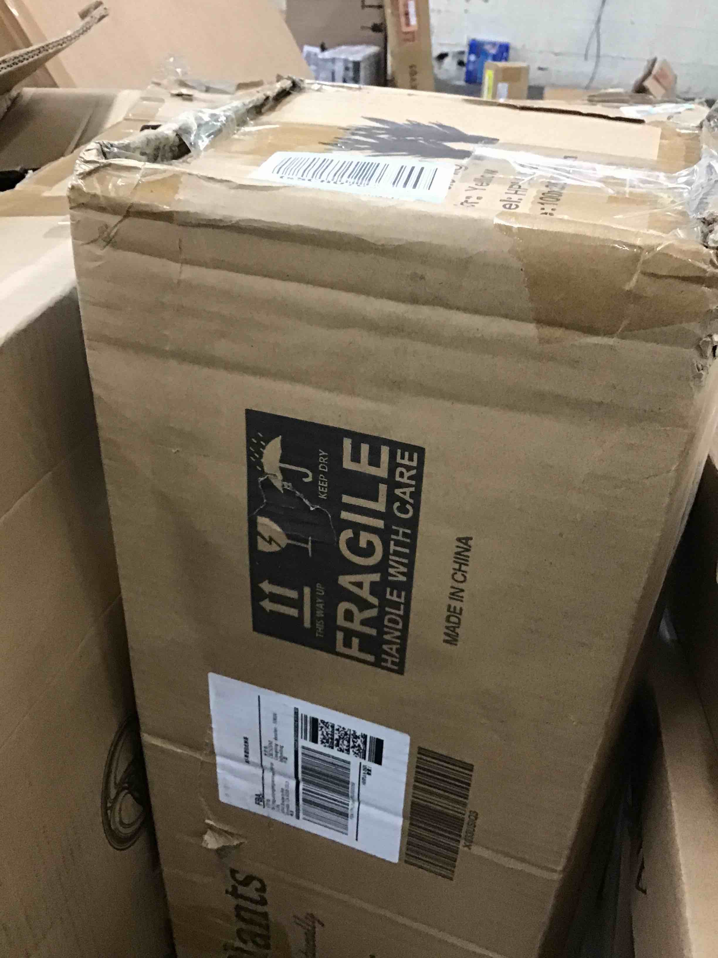 https://s3.amazonaws.com/lotting-images-prod/bidfta/BLU6559207_1719404318714.jpeg