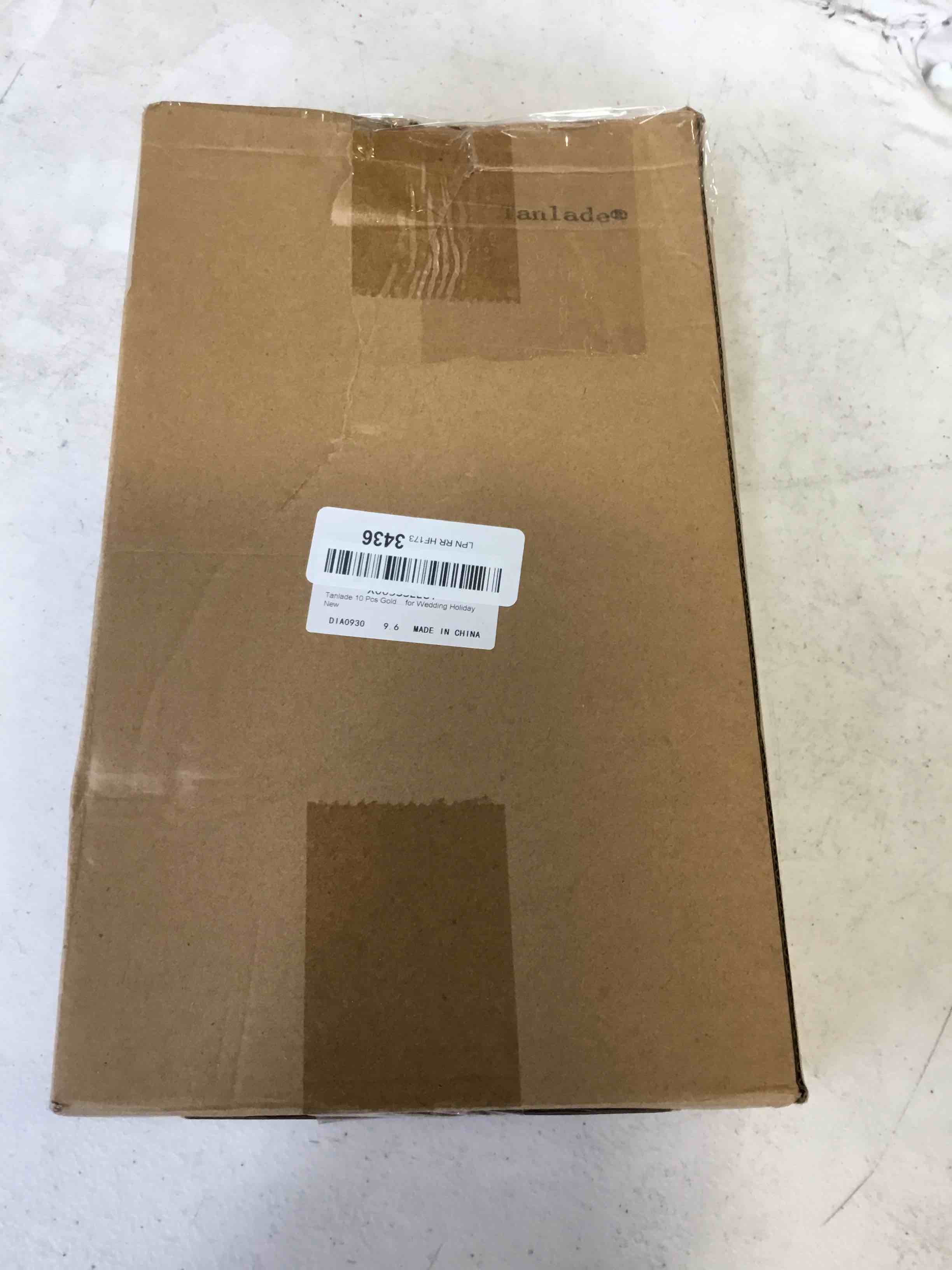 https://s3.amazonaws.com/lotting-images-prod/bidfta/BLU6561739_1715112801733.jpeg